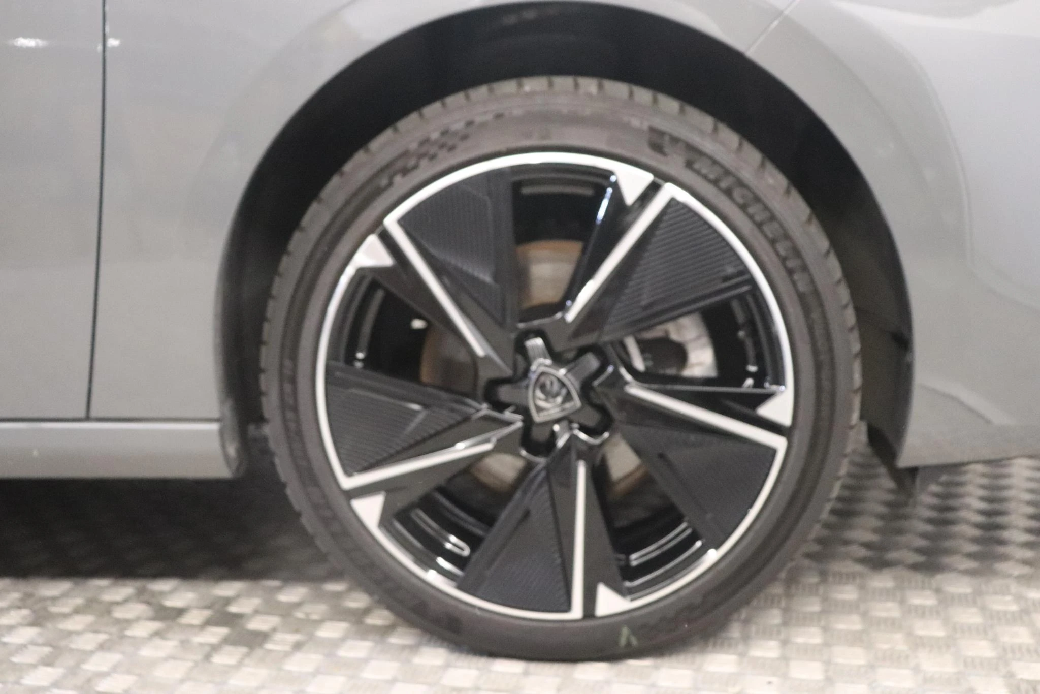 Peugeot-e-308-image-6