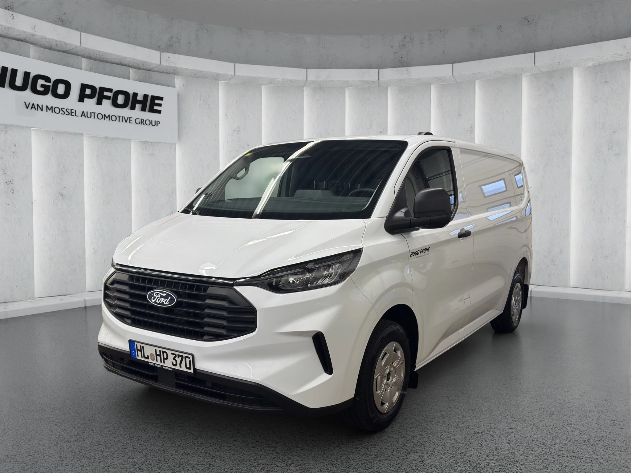 Ford-Transit Custom-image-0