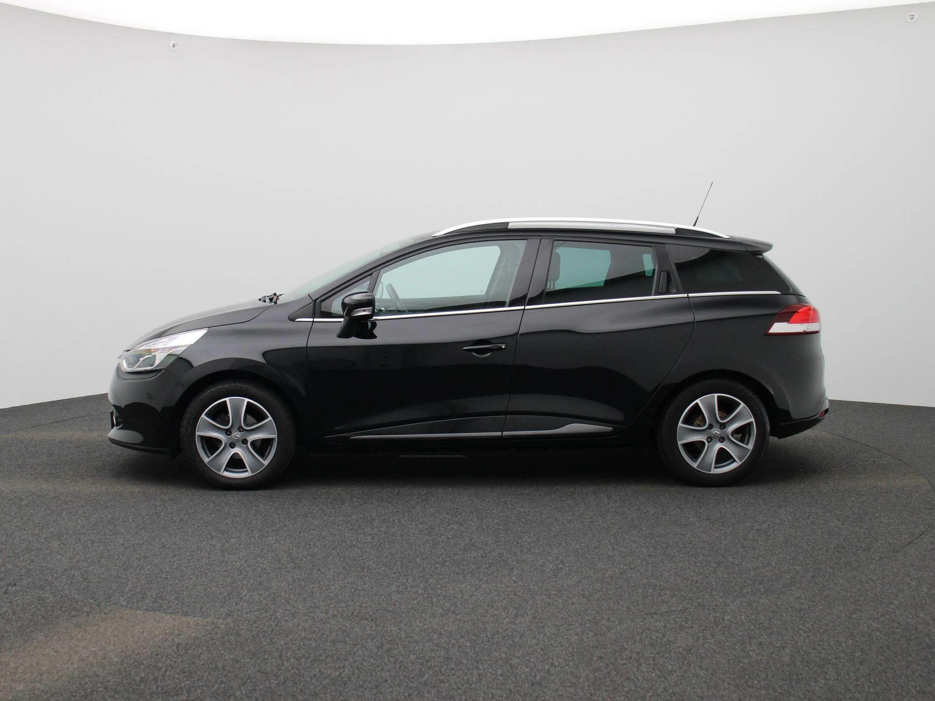 Renault-Clio-image-3