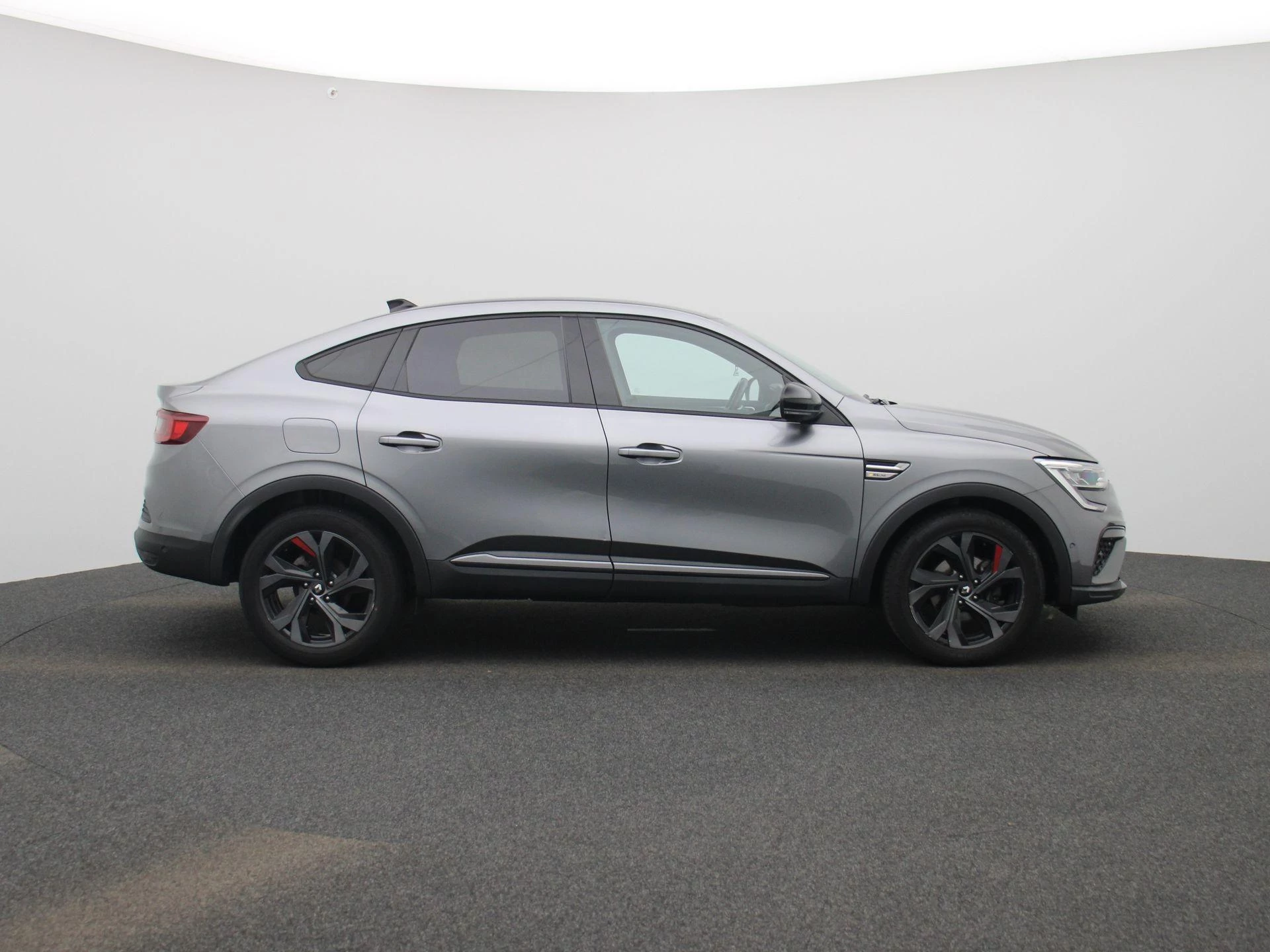 Renault-Arkana-image-6