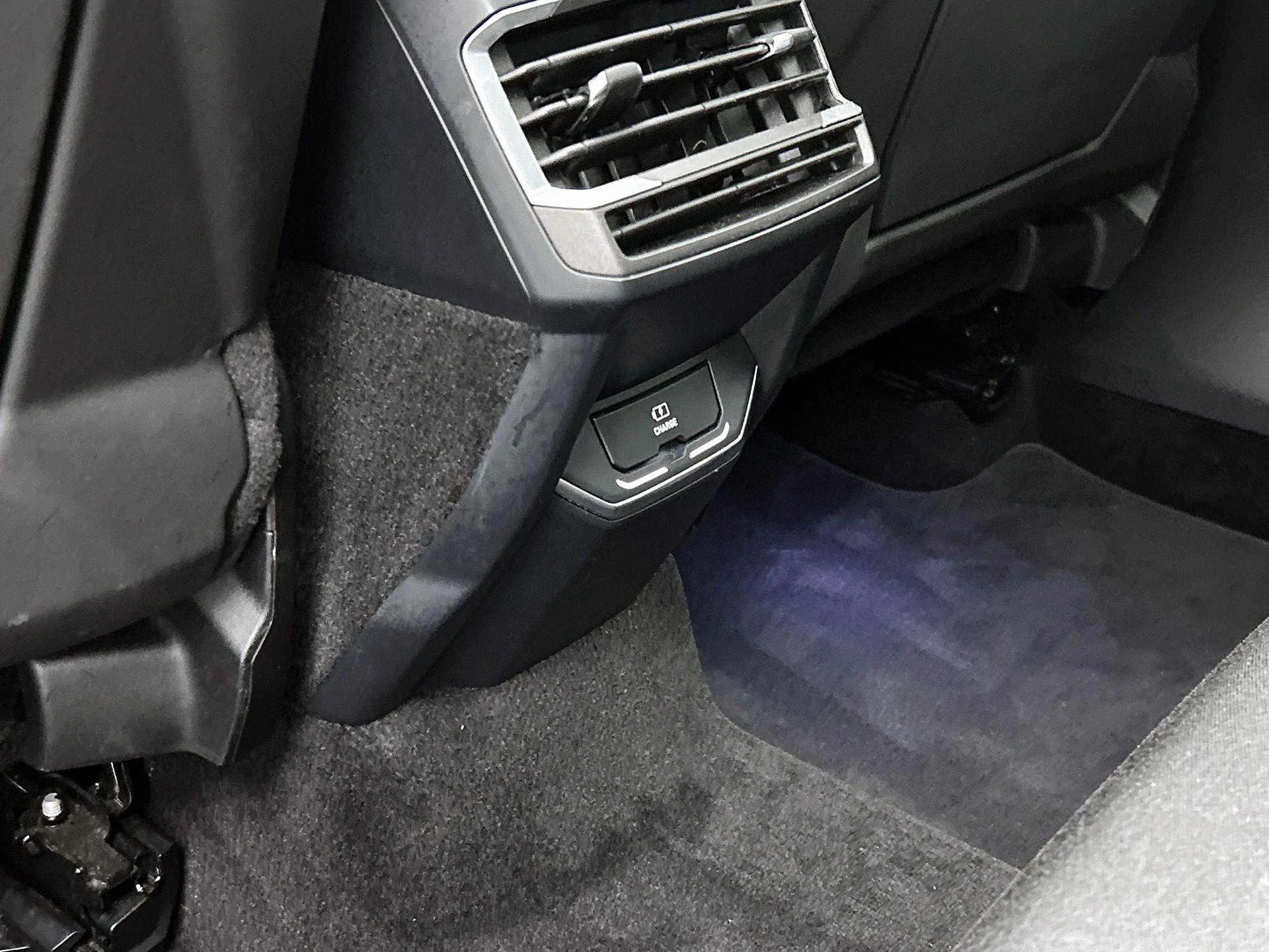 Lynk & Co-01-image-8