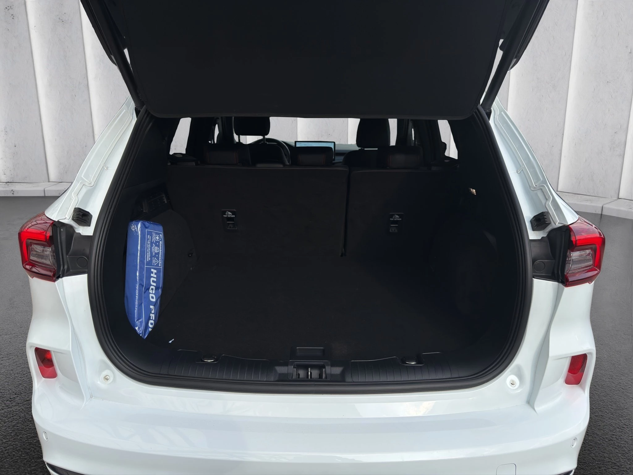 Ford Kuga ST-Line X Aut.*360GRAD*LED-MATRIX*NAVI*GRA*WINTER-PKT.