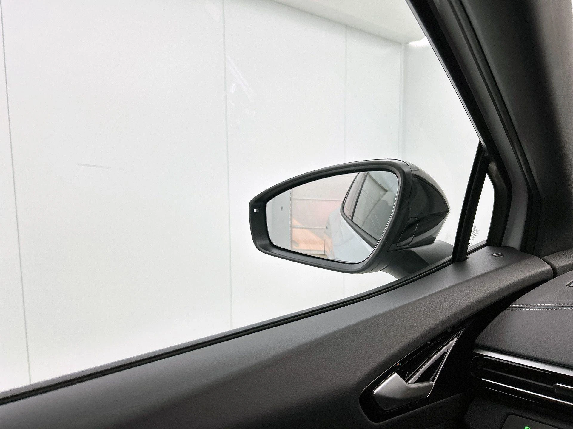 Volkswagen-ID.4-image-16
