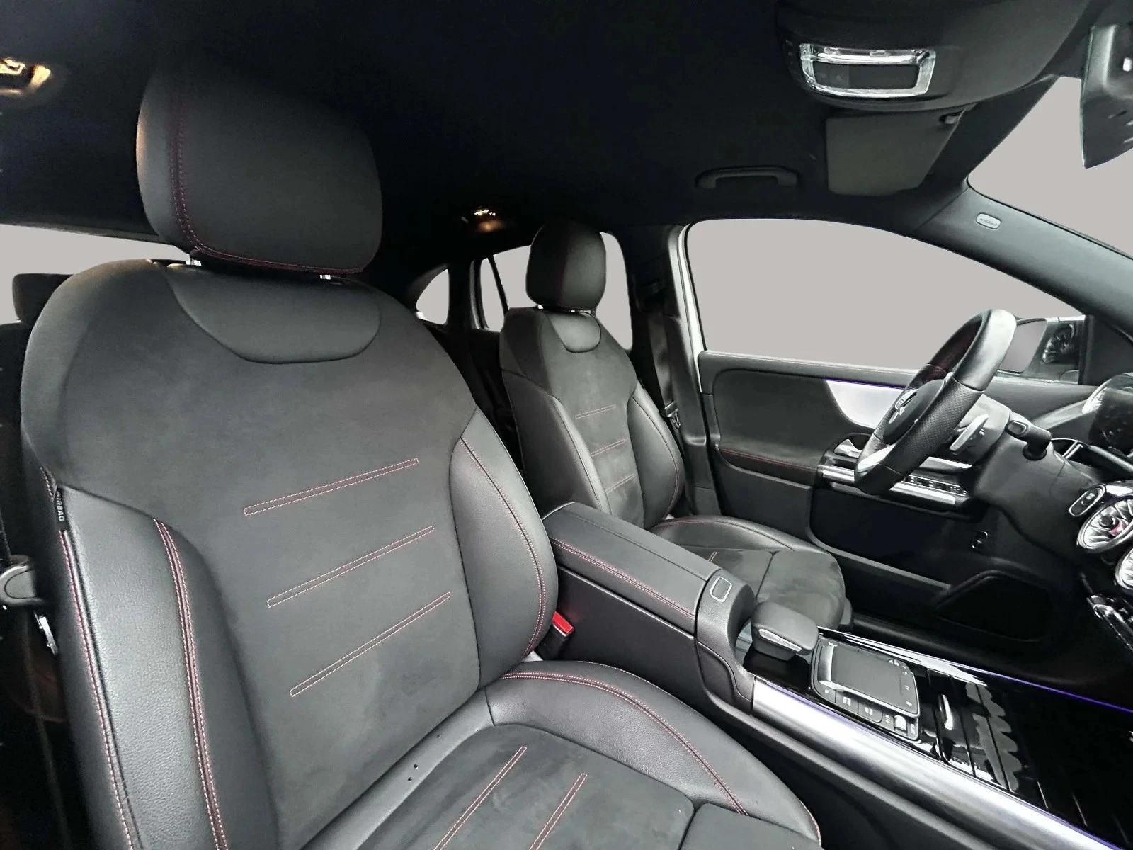 Mercedes-Benz-EQA-image-12