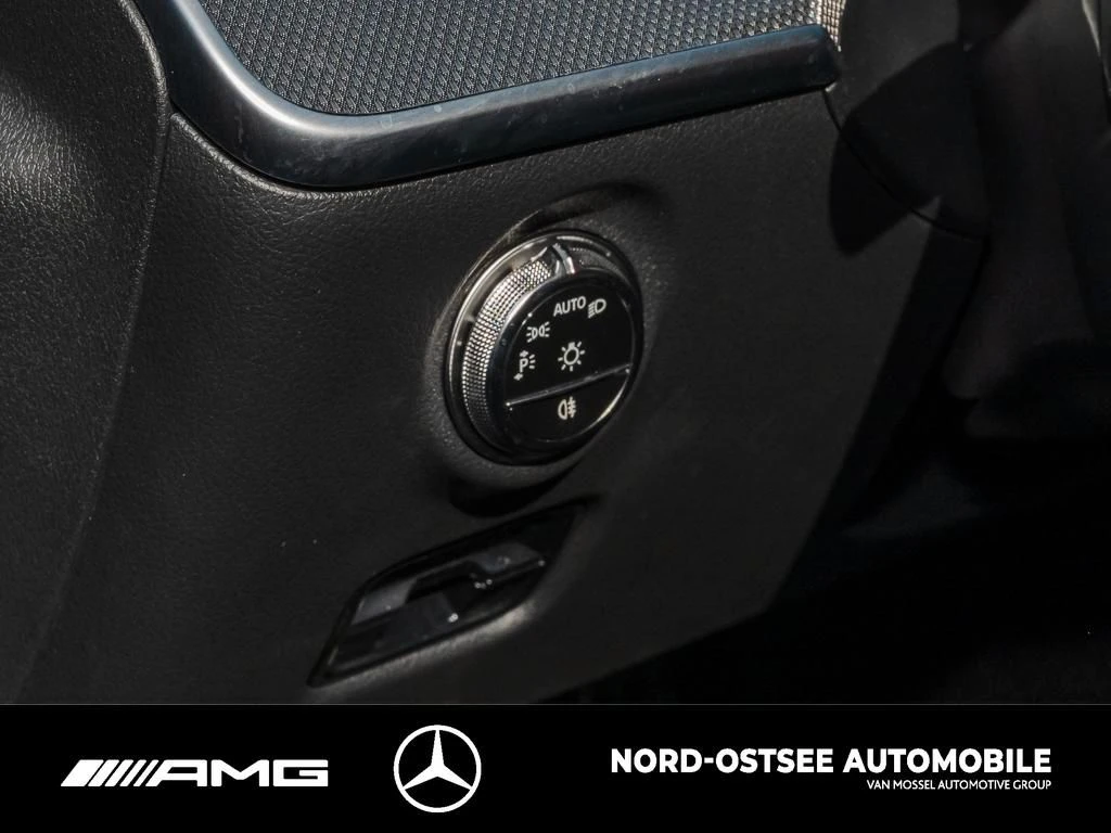 Mercedes-Benz C-Klasse 300 d T AMG AHK MBUX SHZ LED KEYLESS-GO AMG Line