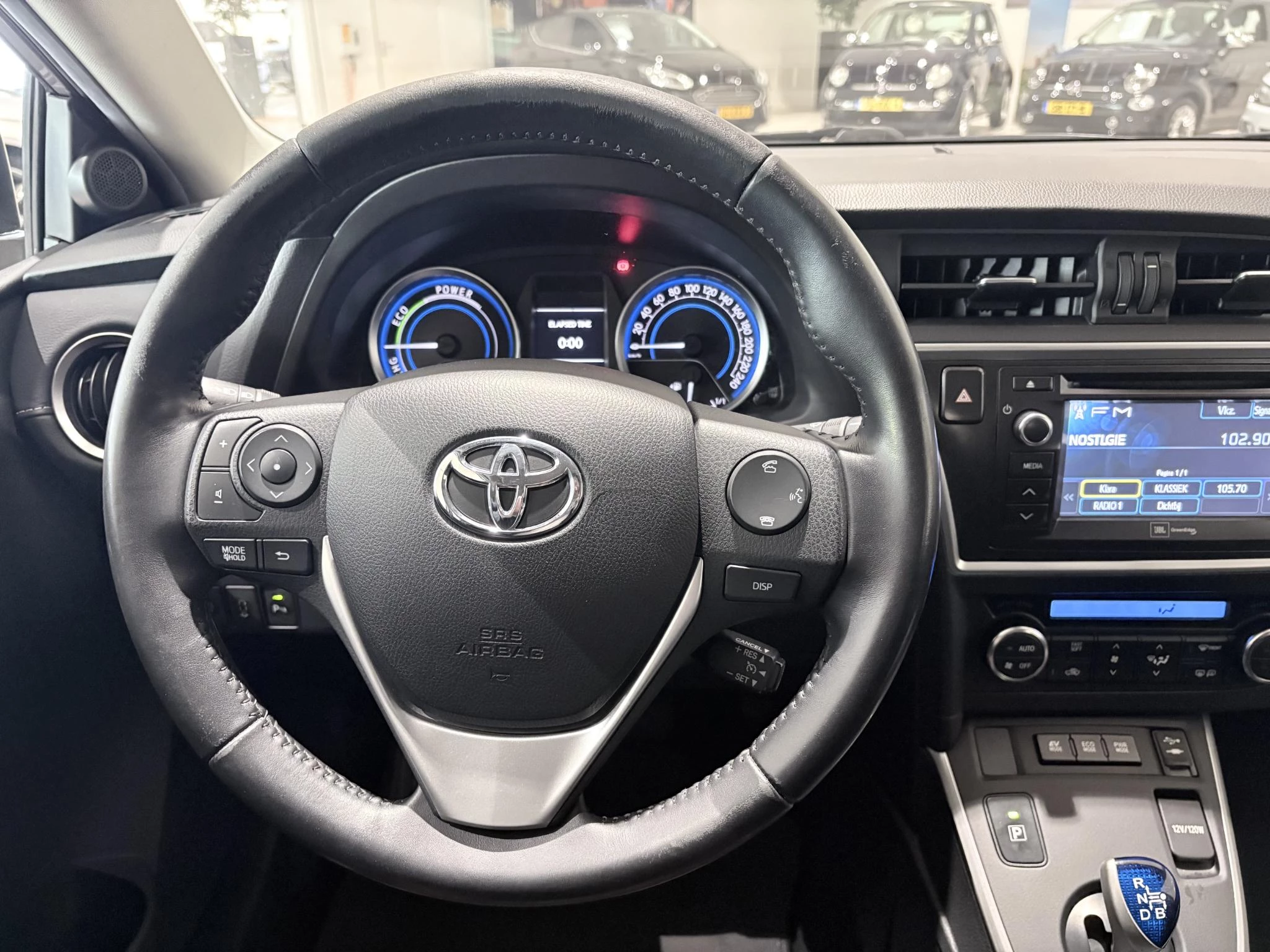 Toyota-Auris-image-17