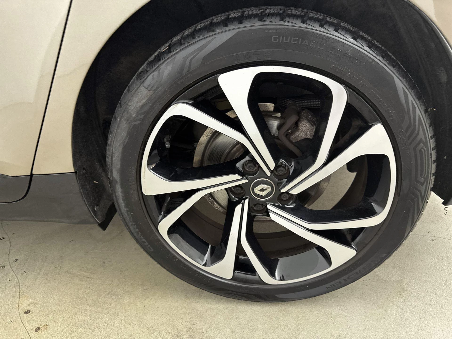 Renault Grand Scénic 1.3 TCe Bose 140Pk EDC