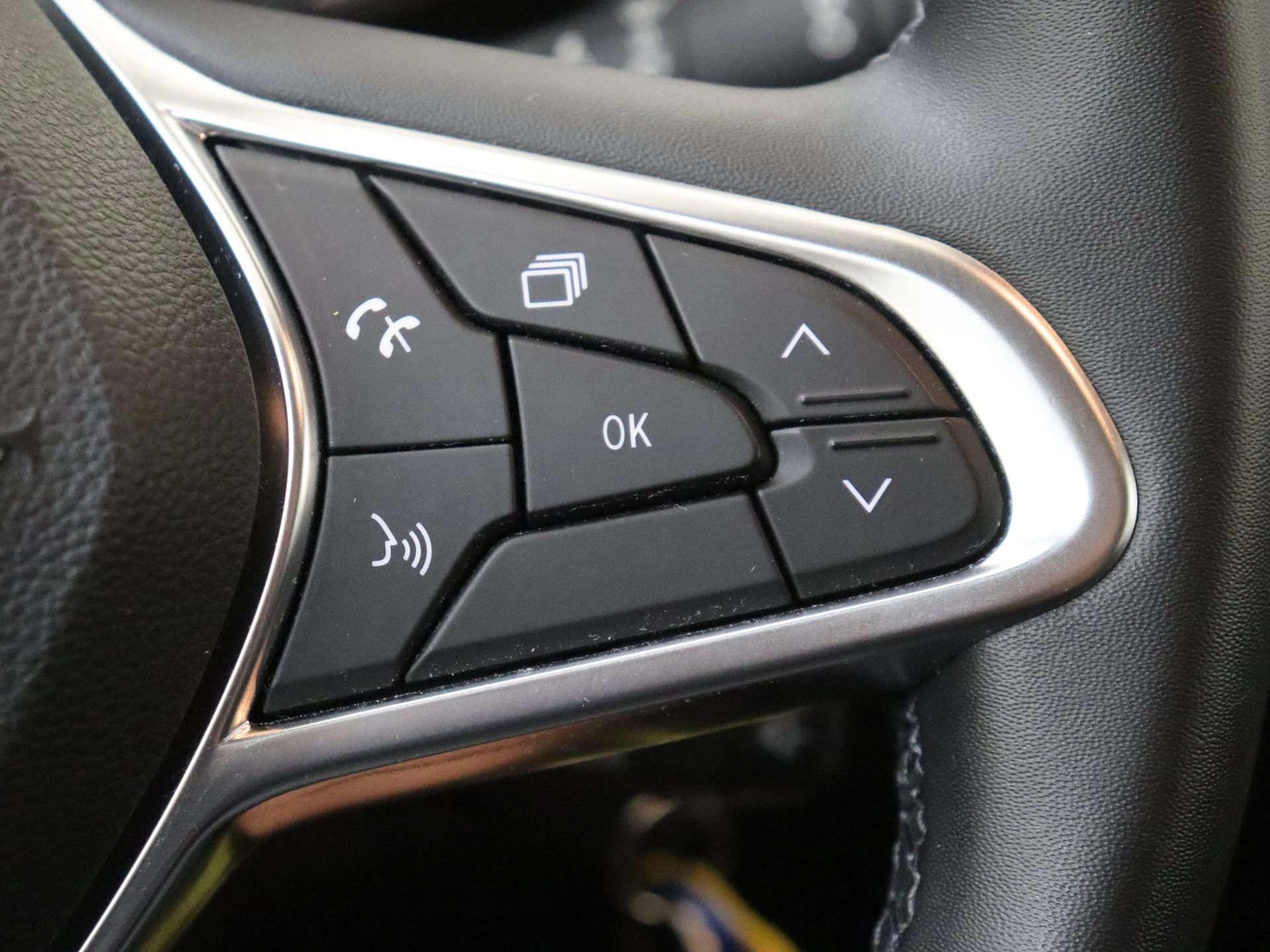 Renault-Clio-image-13