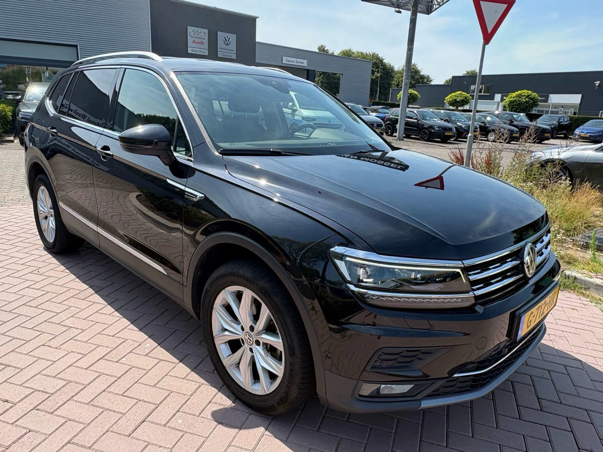 Volkswagen-Tiguan Allspace-image-7