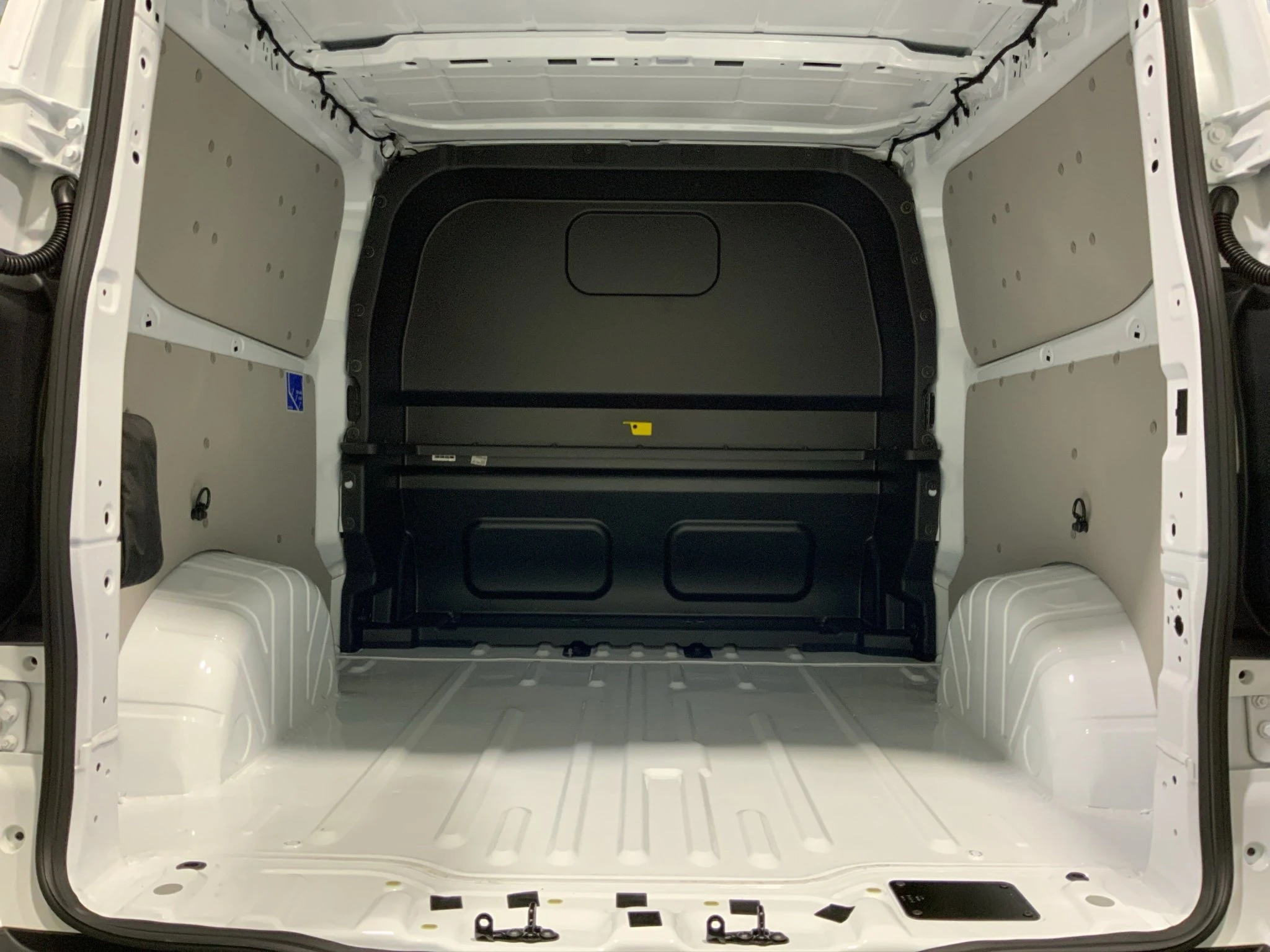 Ford-Transit Custom-image-16