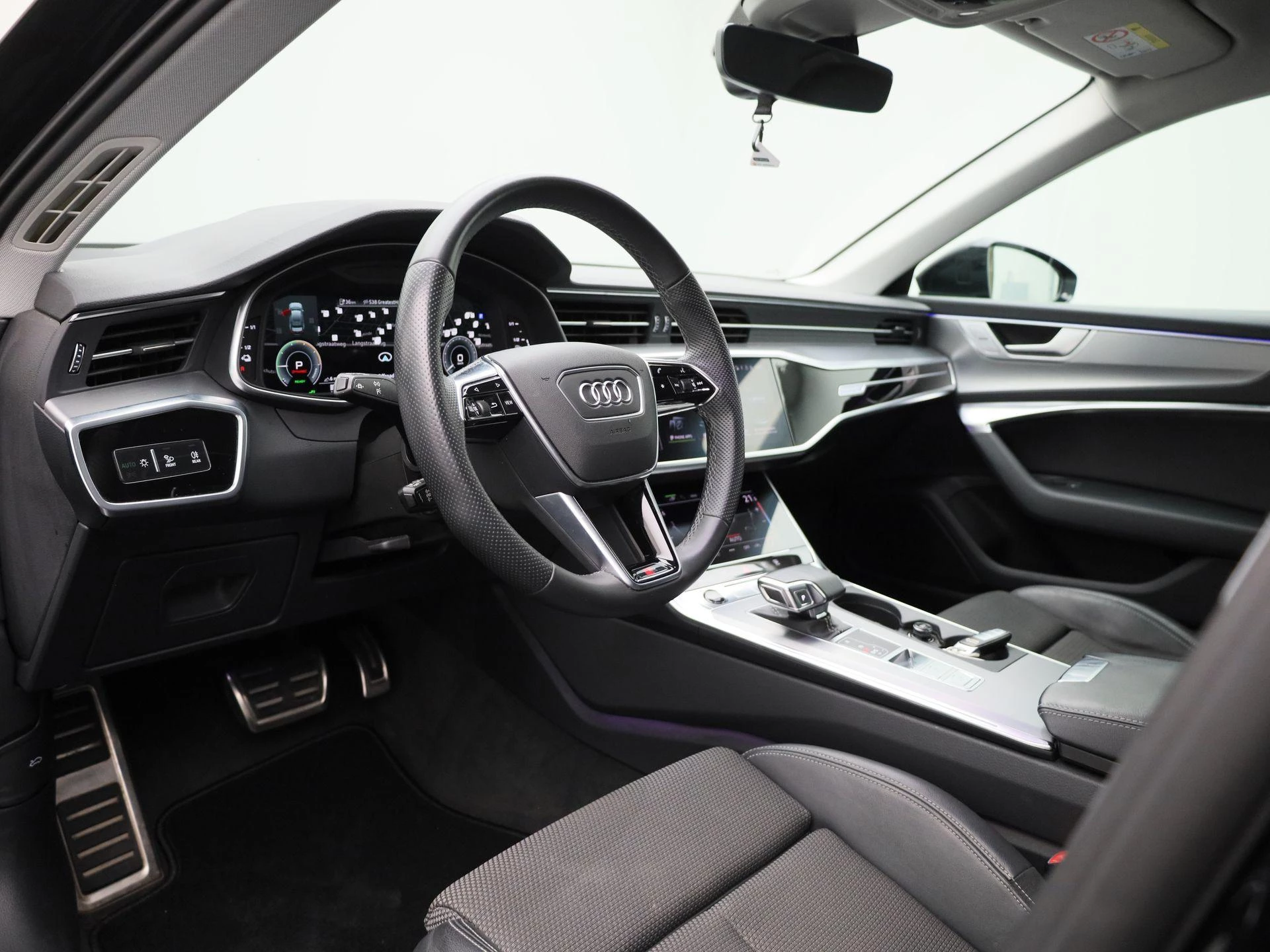 Audi A6 Limousine 55 TFSI e quattro Pro Line S Competition