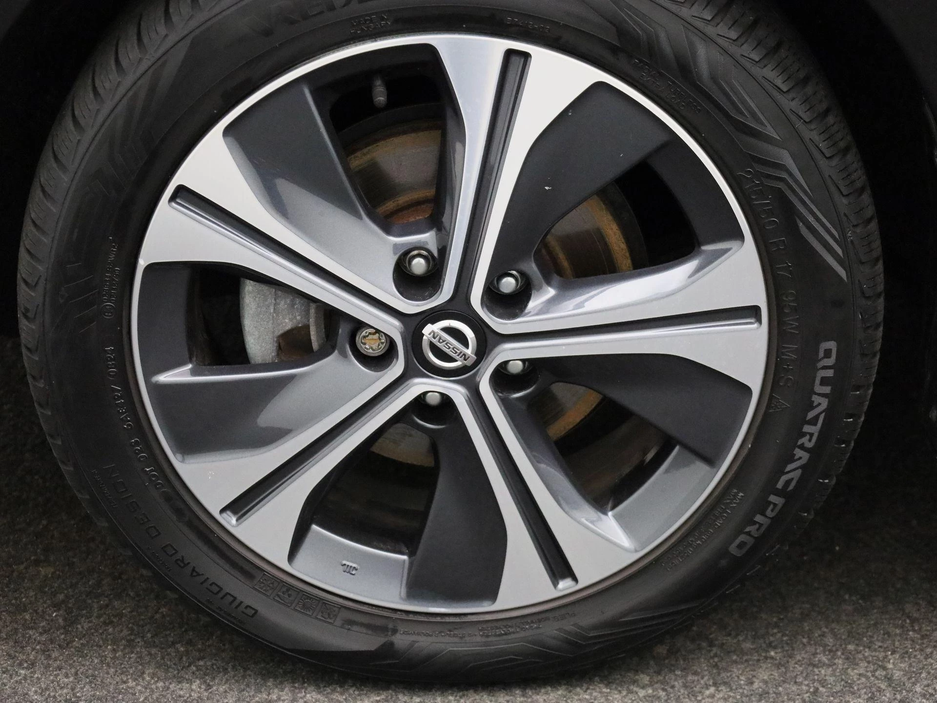 Nissan-Leaf-image-12