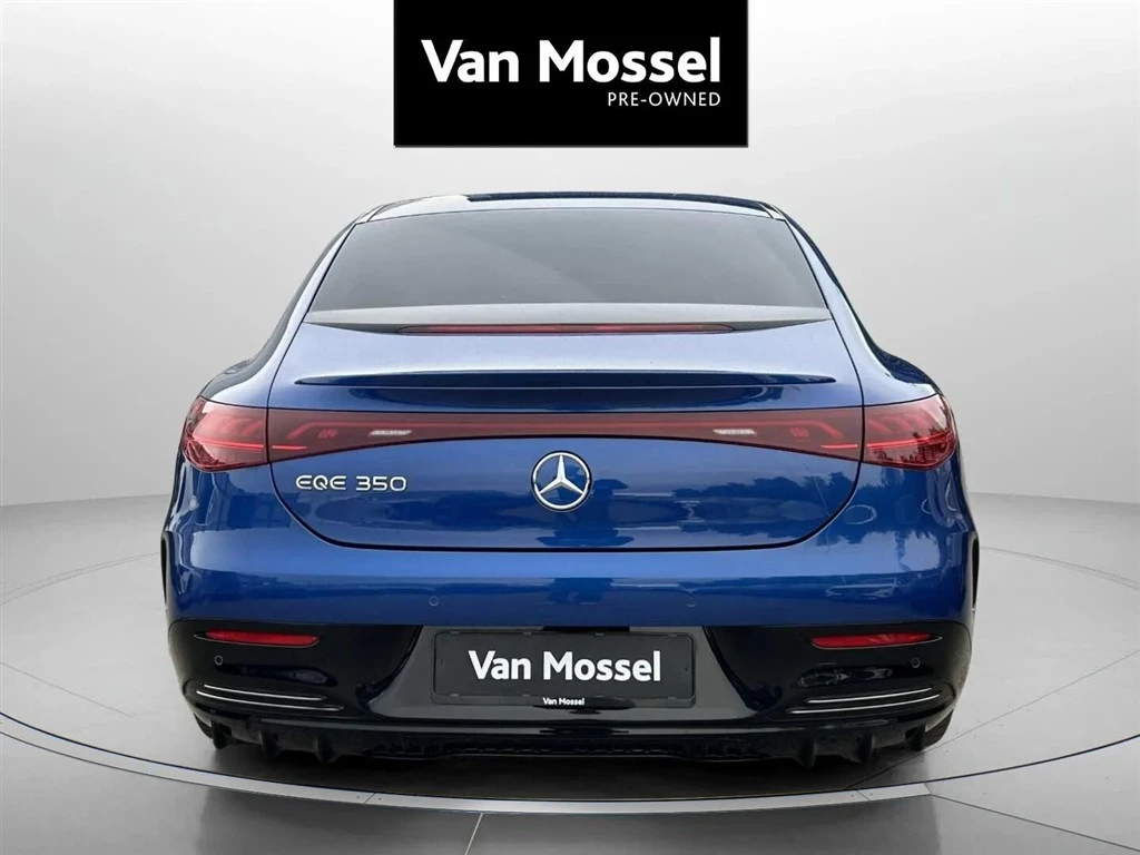 Mercedes-Benz-EQE-image-5