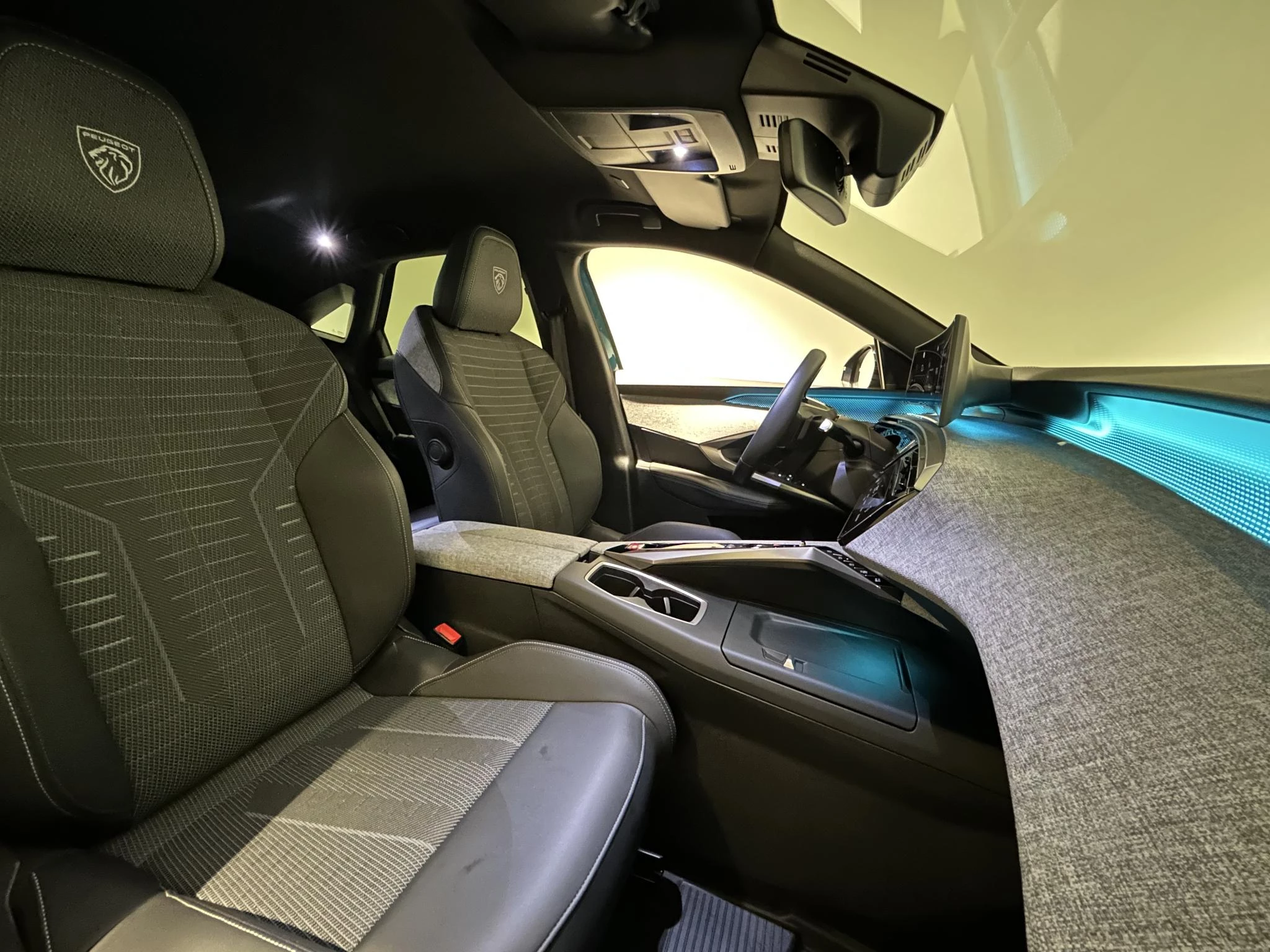 Peugeot 3008 1.2 Hybrid 136 GT