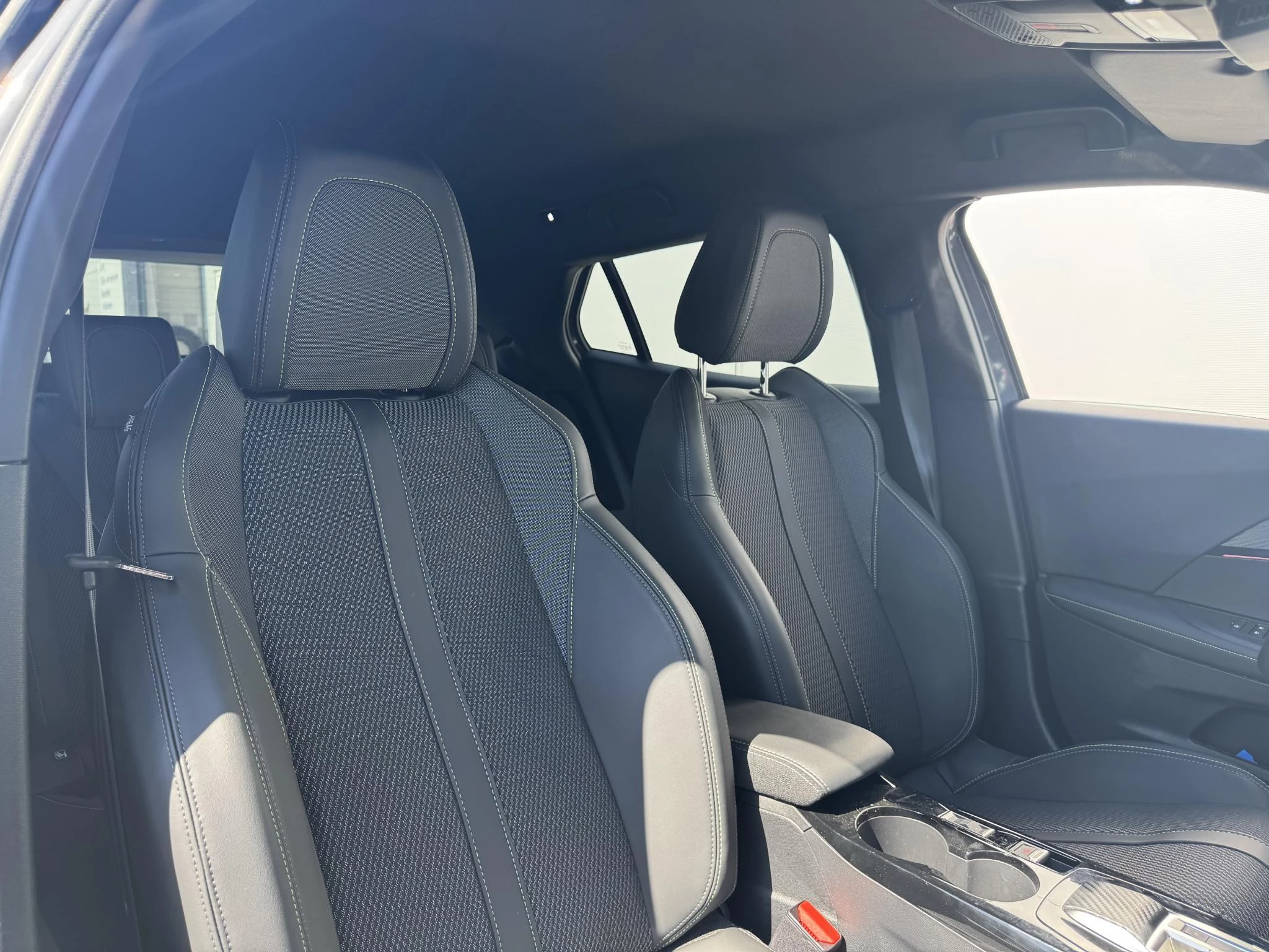 Peugeot-2008-image-13