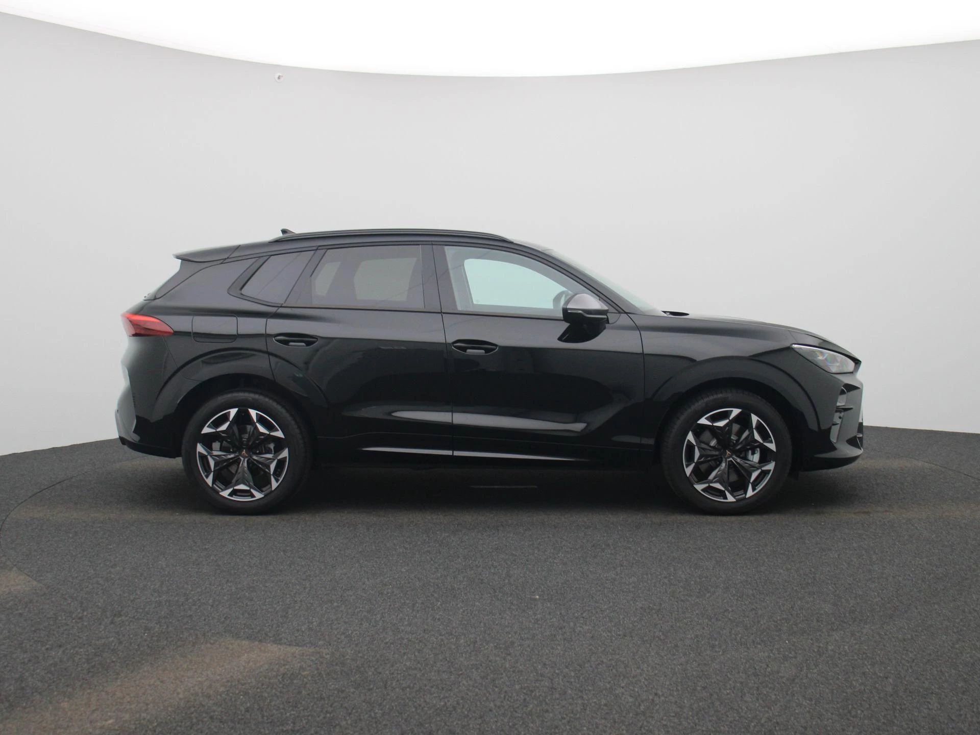 CUPRA Terramar 1.5 TSI e-Hybrid Business