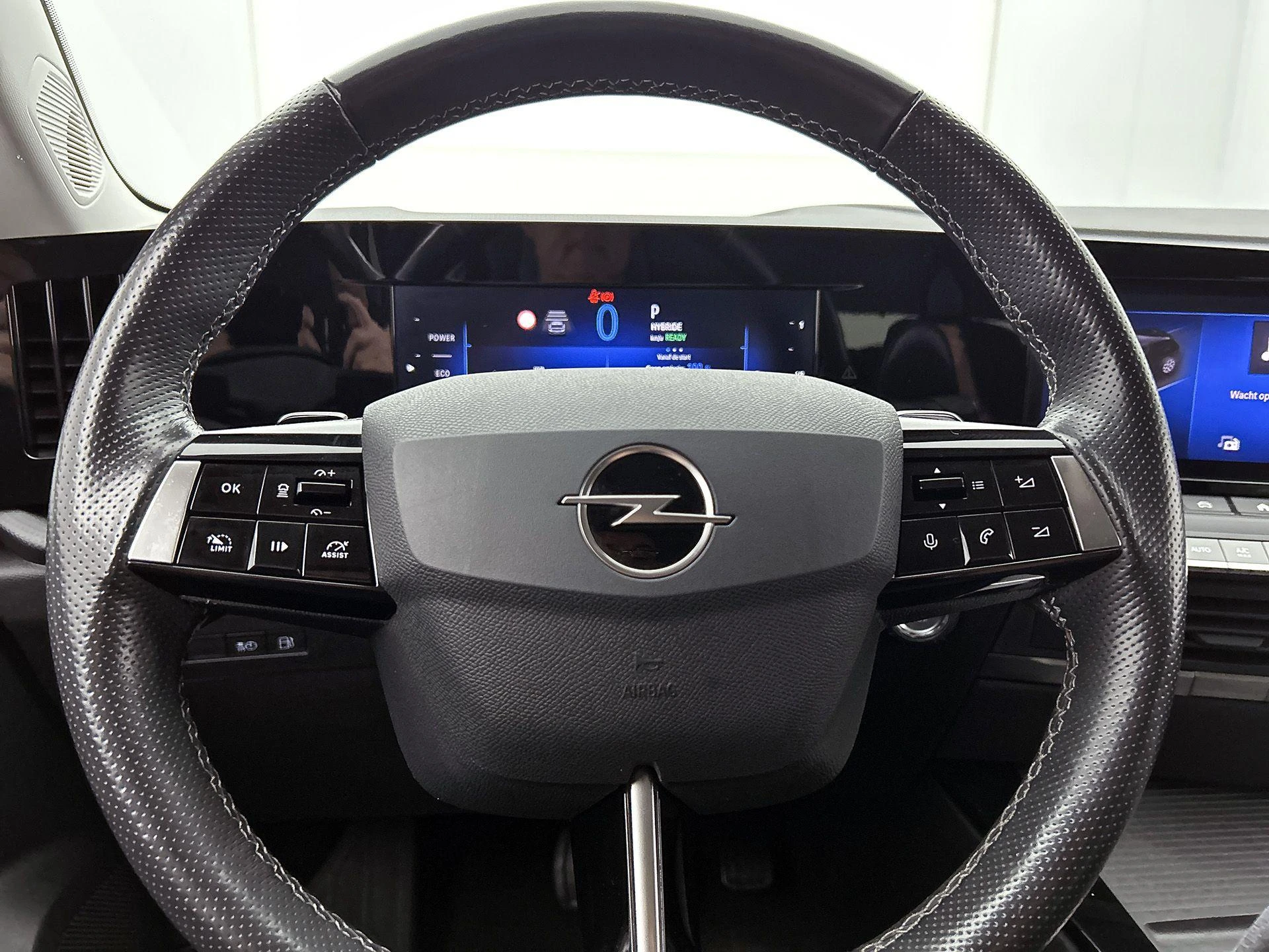 Opel-Astra-image-34