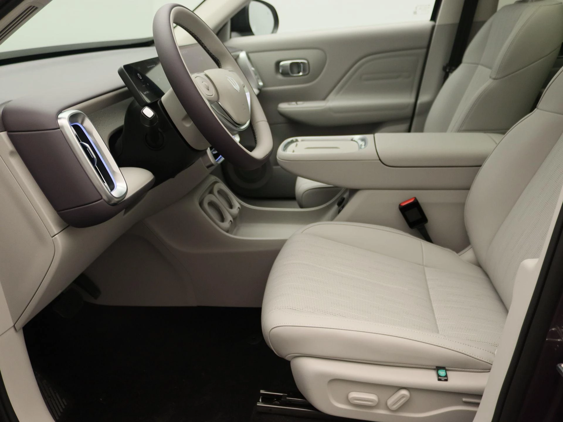 Leapmotor-B10-image-10