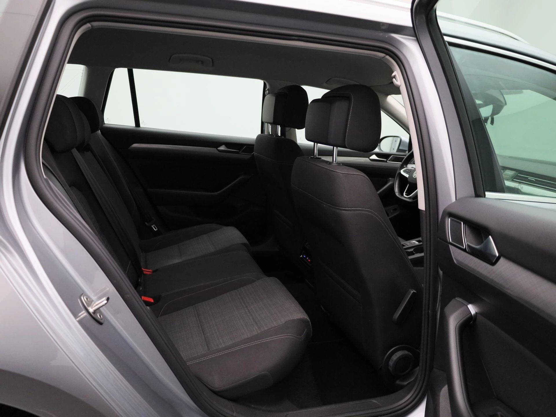 Volkswagen Passat Variant 1.5 TSI Business 150 PK