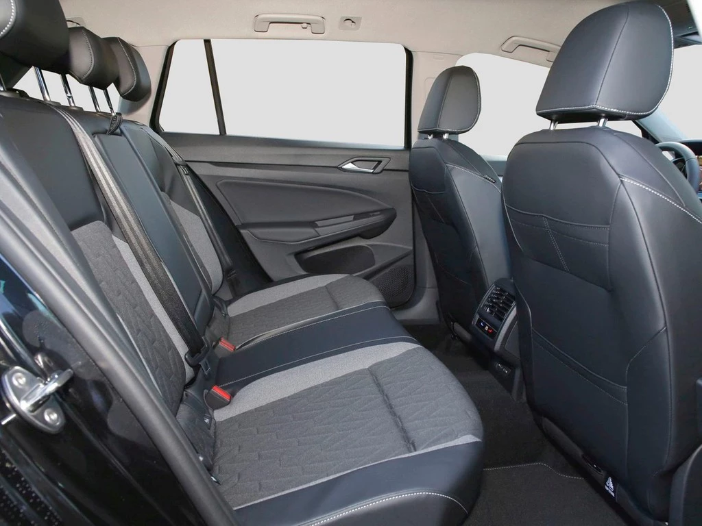 Volkswagen Golf Variant Life 2.0 TDI SCR 7-Gang-DSG Goal