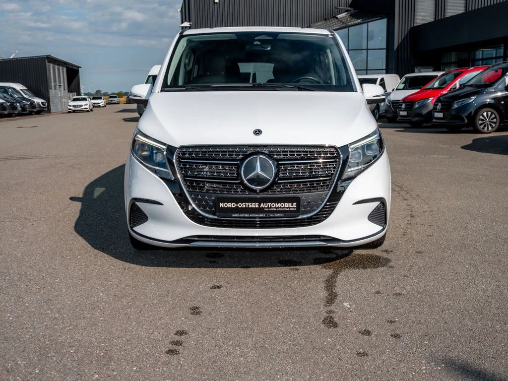 Mercedes-Benz-V-Klasse 250-image-2