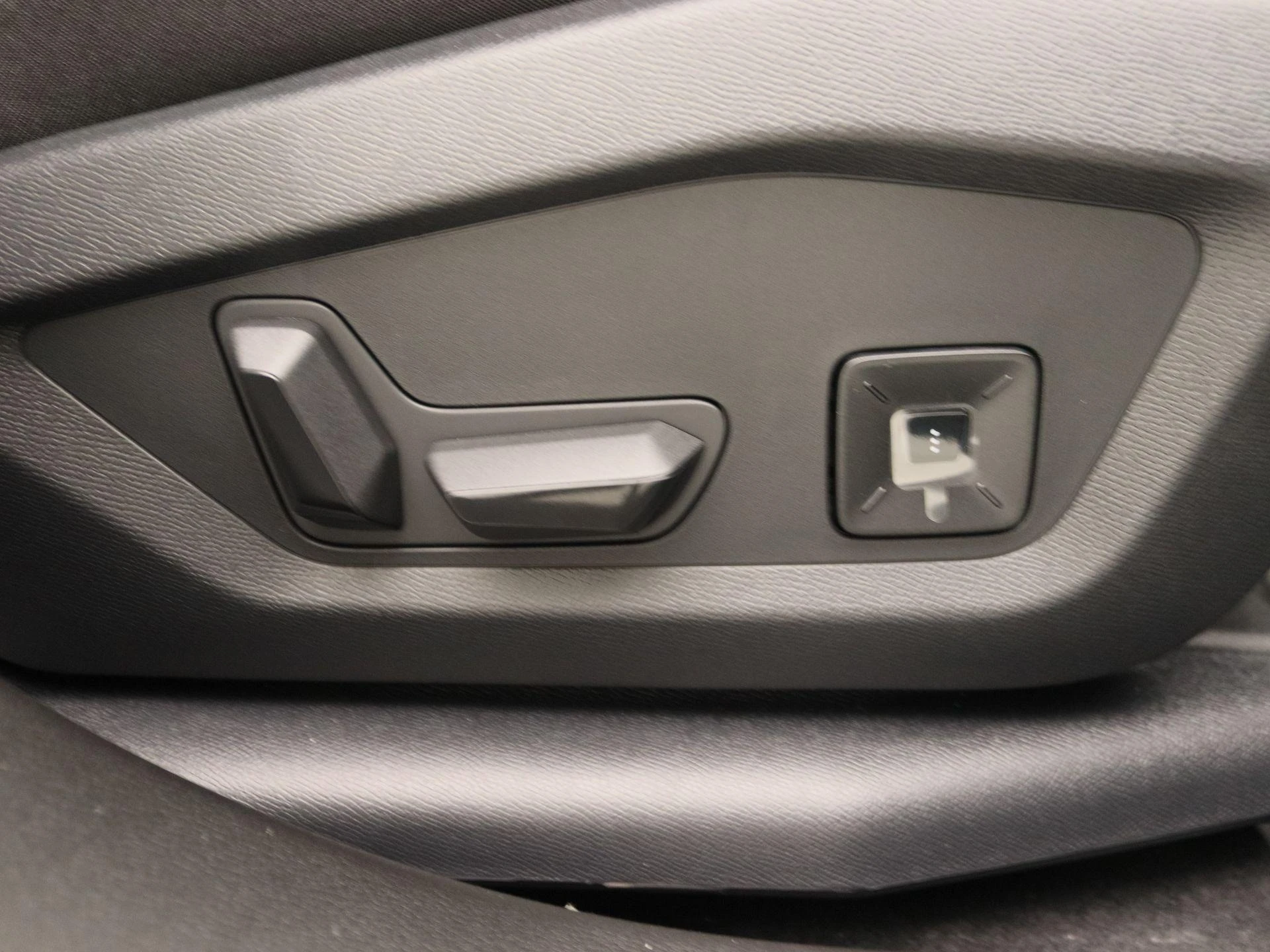 Jeep-Compass-image-24
