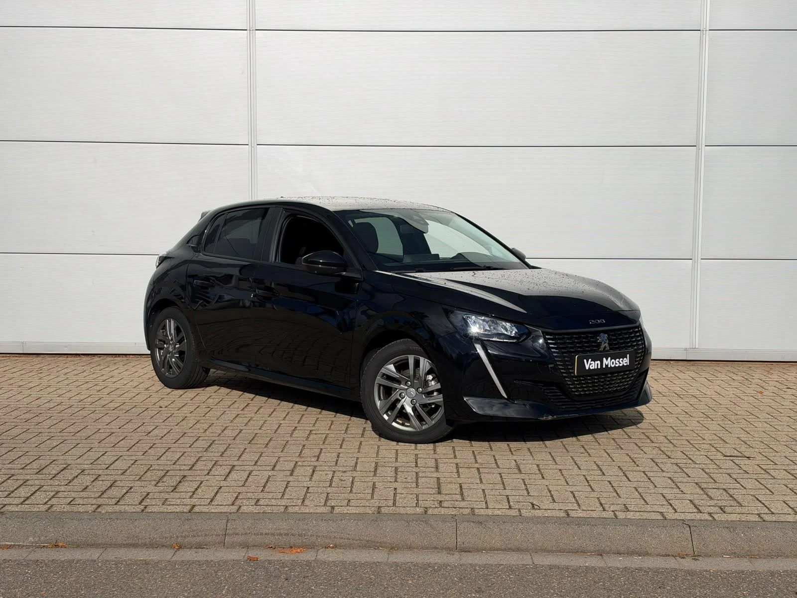 Peugeot-208-image-7