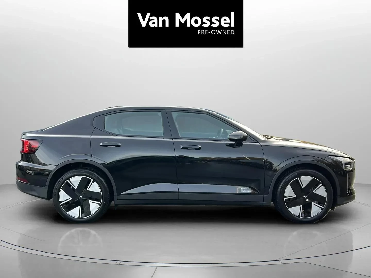 Polestar-2-image-3