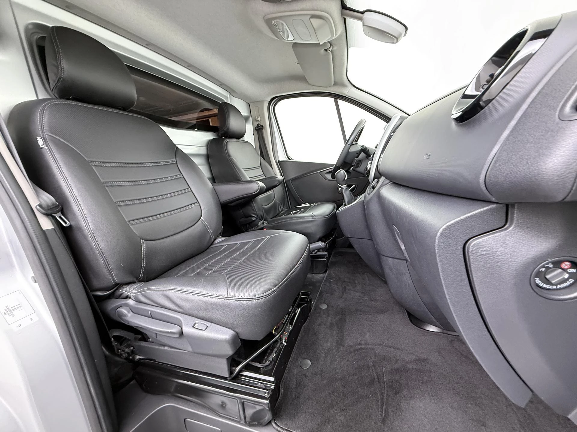 Renault-Trafic-image-29