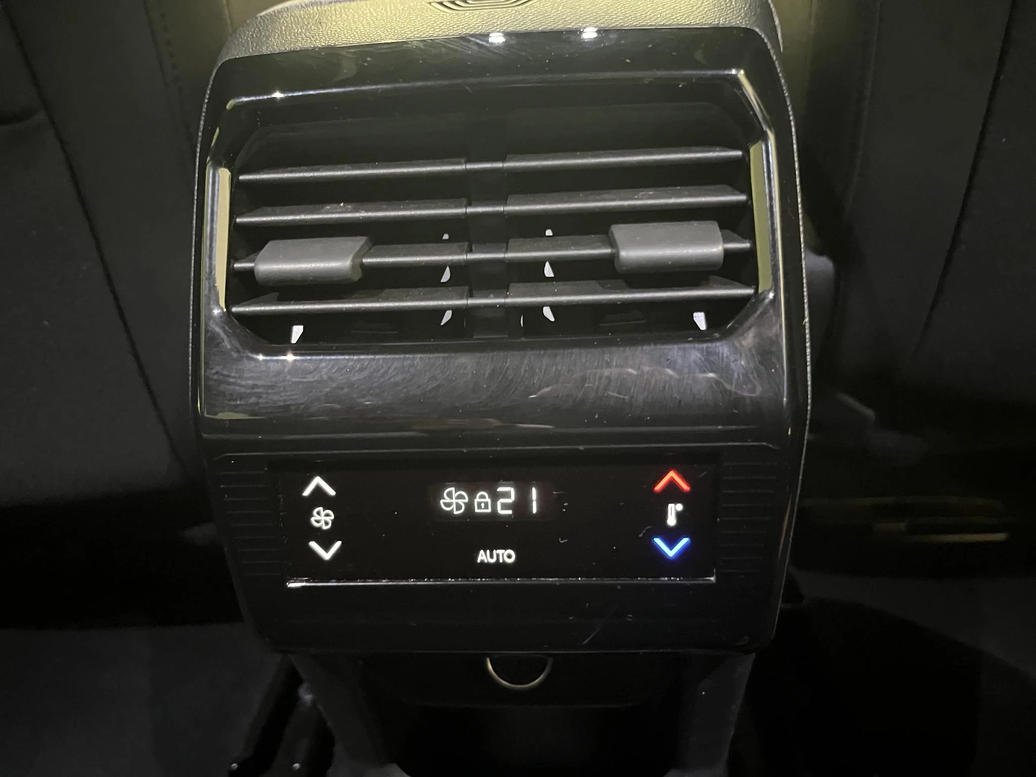 Peugeot-5008-image-16