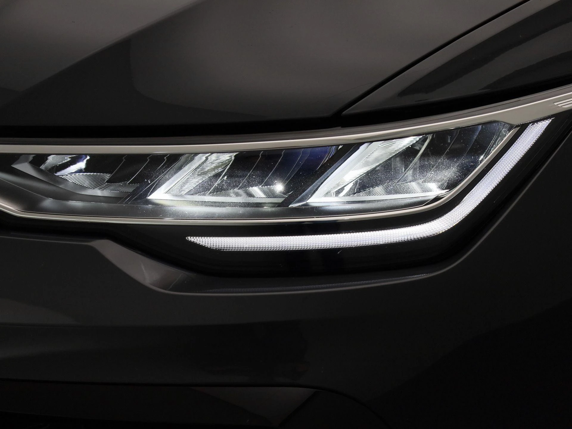 Volkswagen-Golf-image-12