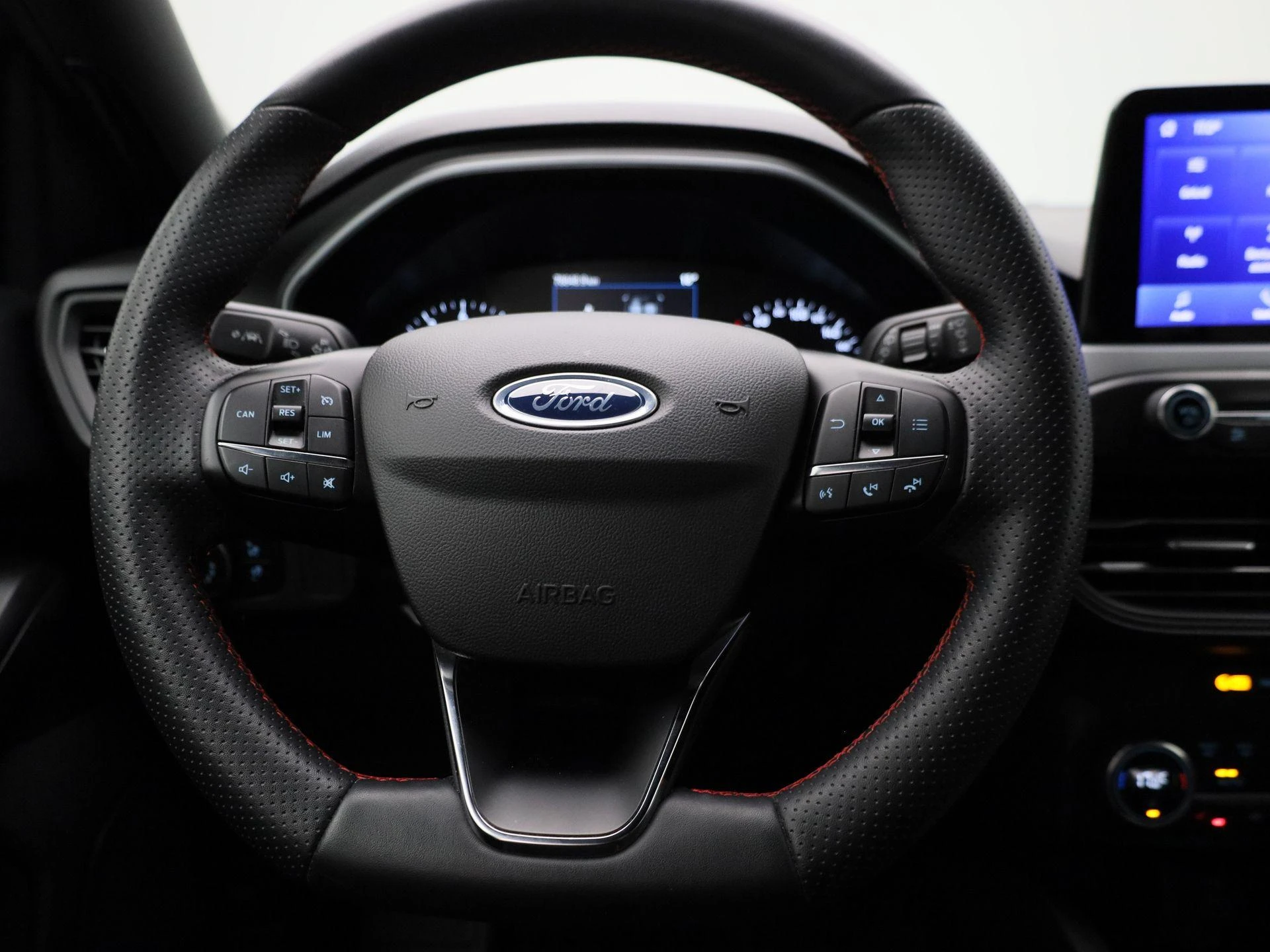 Ford-Focus-image-6