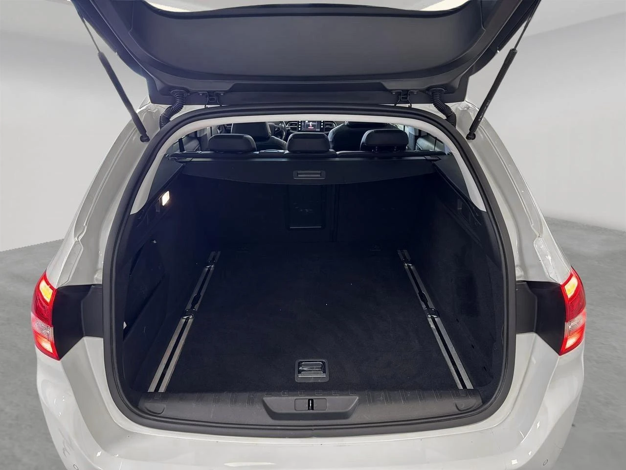 Peugeot-308-image-13