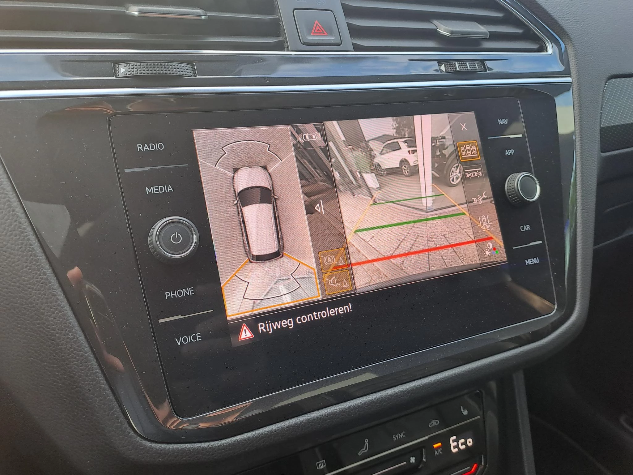 Volkswagen Tiguan 1.4 TSI eHybrid R-Line Business+