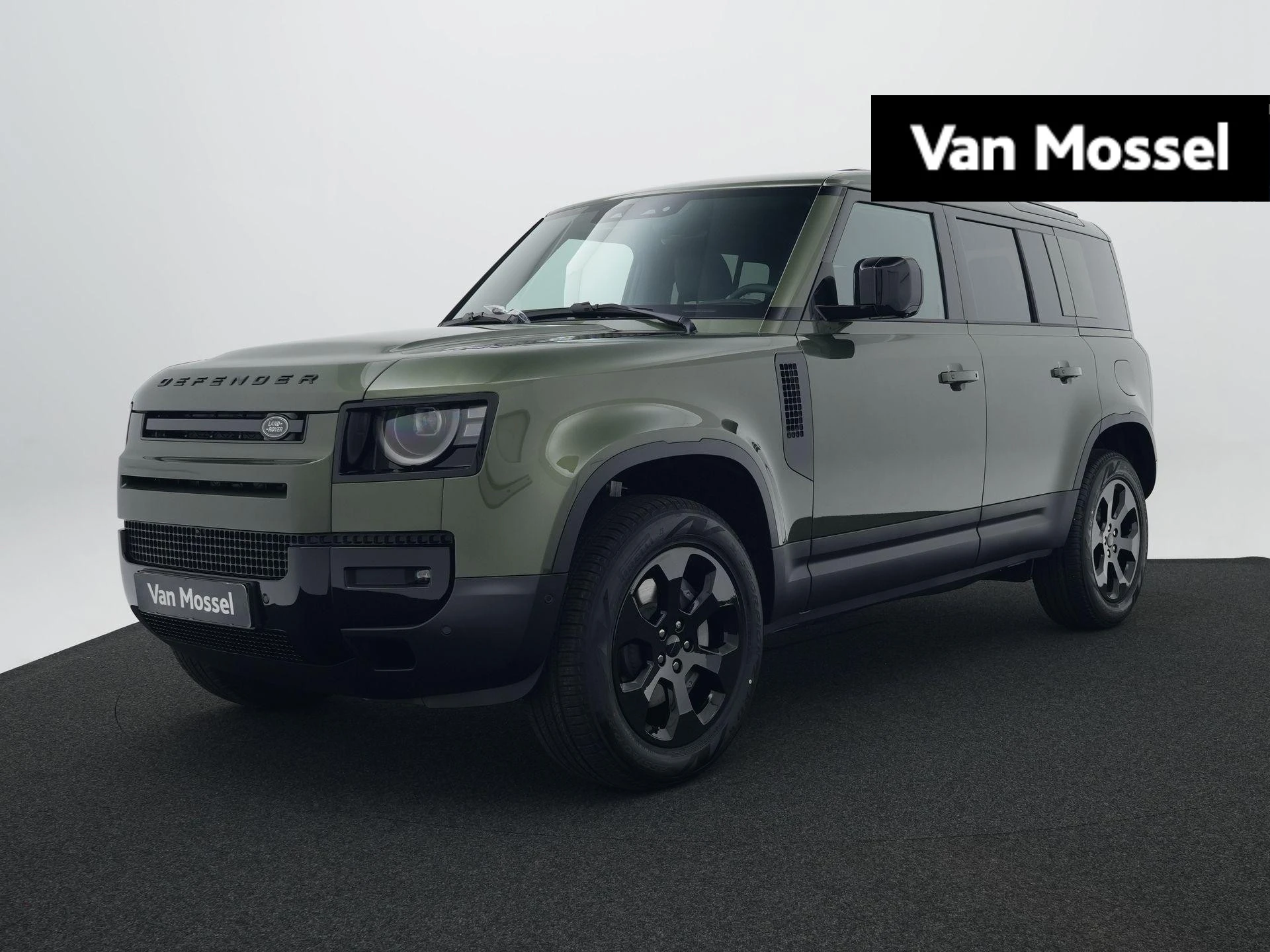 Land Rover-Defender-image-0