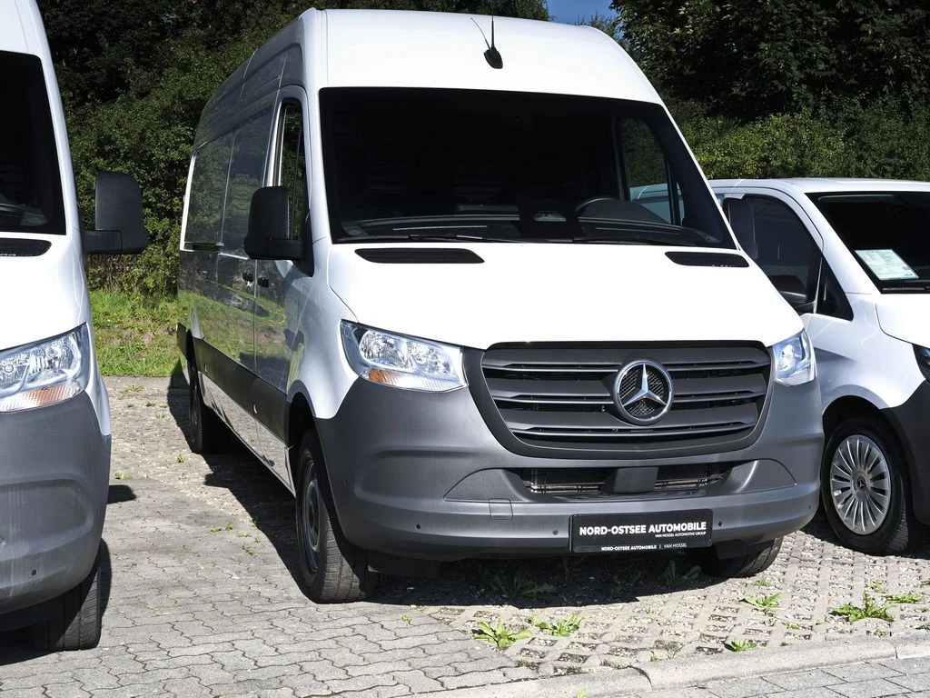 Mercedes-Benz-Sprinter 317-image-4