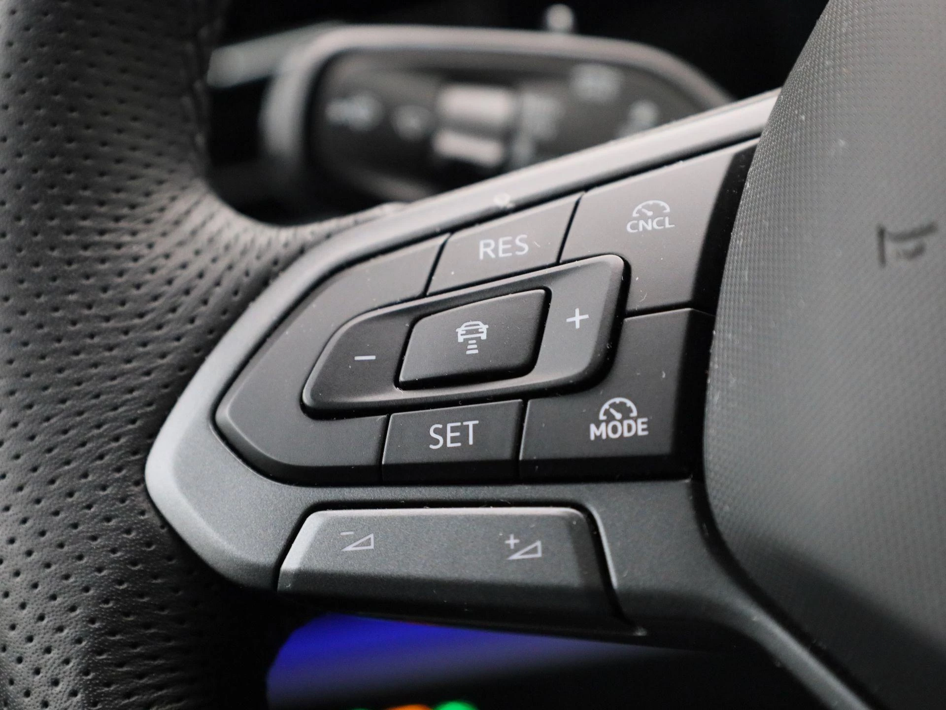 Volkswagen-Tayron-image-20