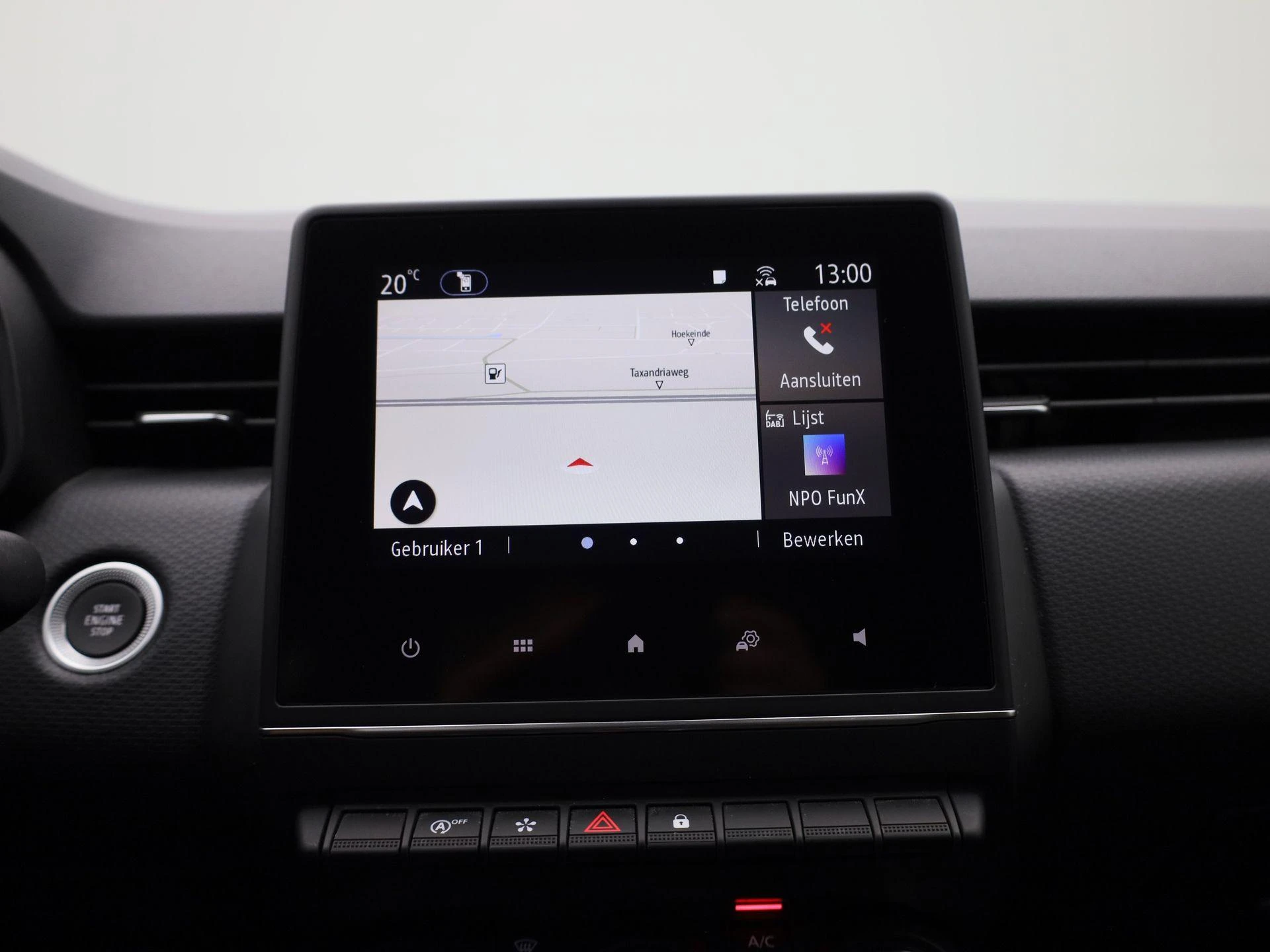 Renault-Clio-image-15