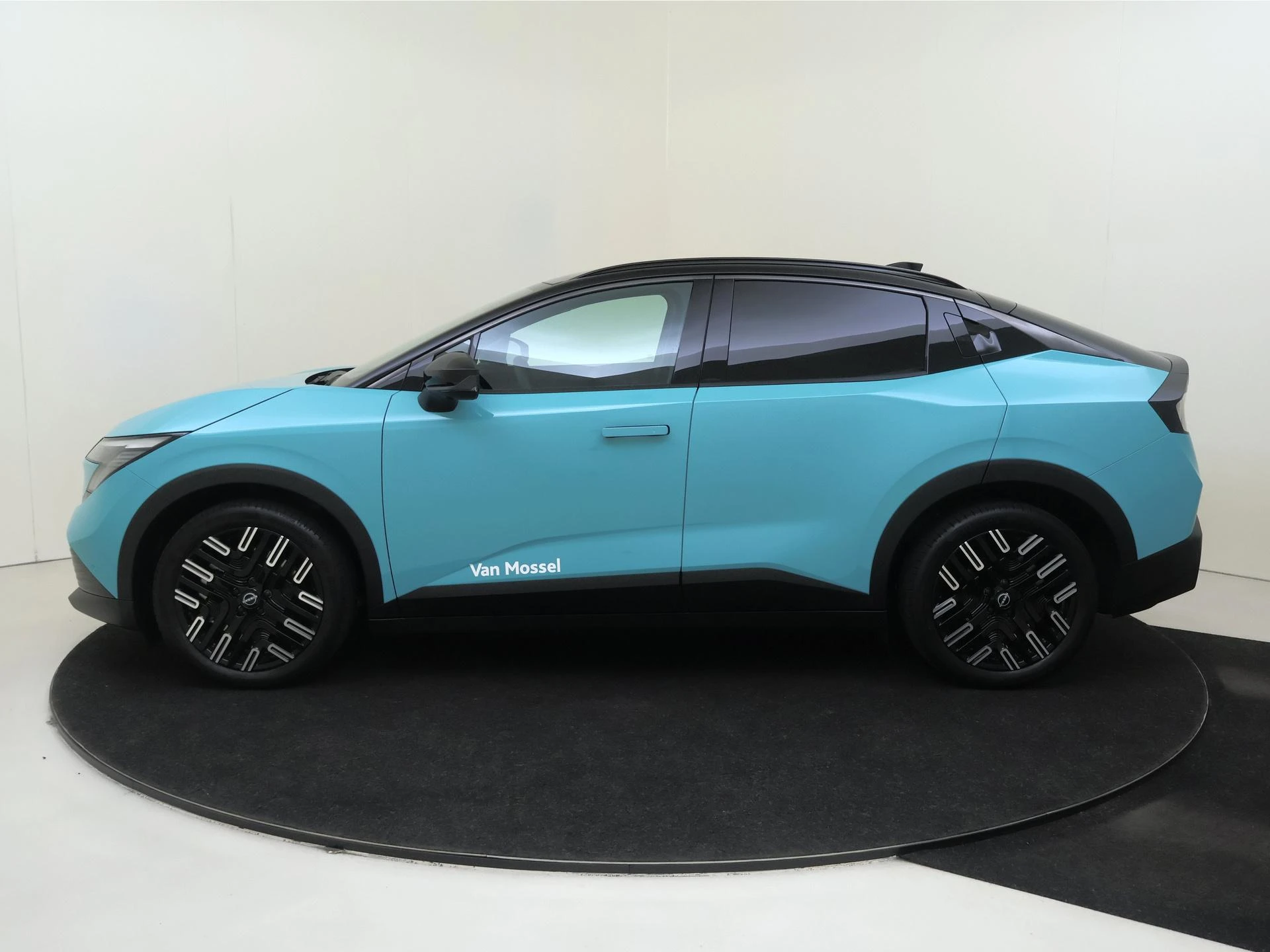 Nissan-Leaf-image-7