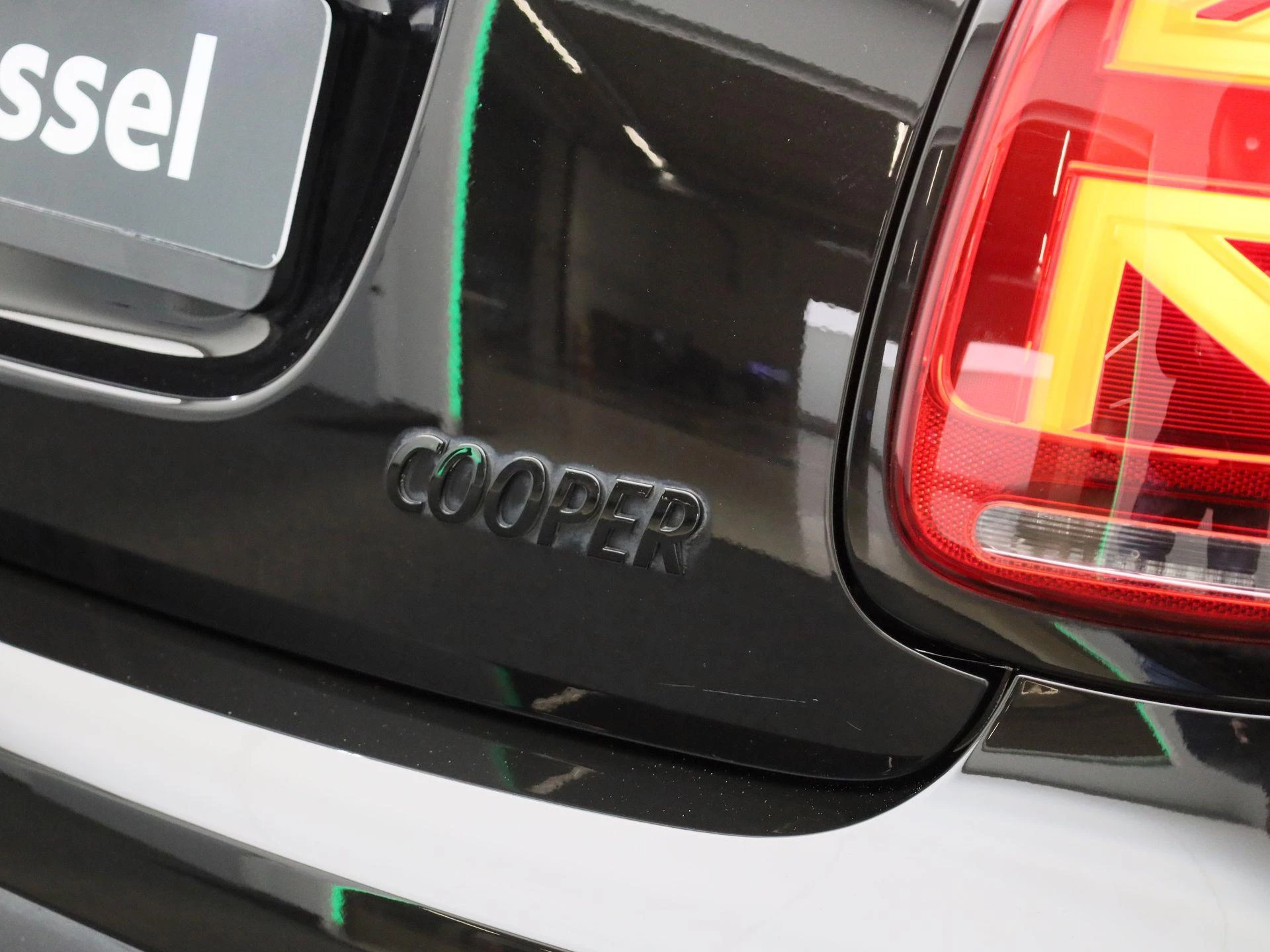 MINI-Cooper-image-35