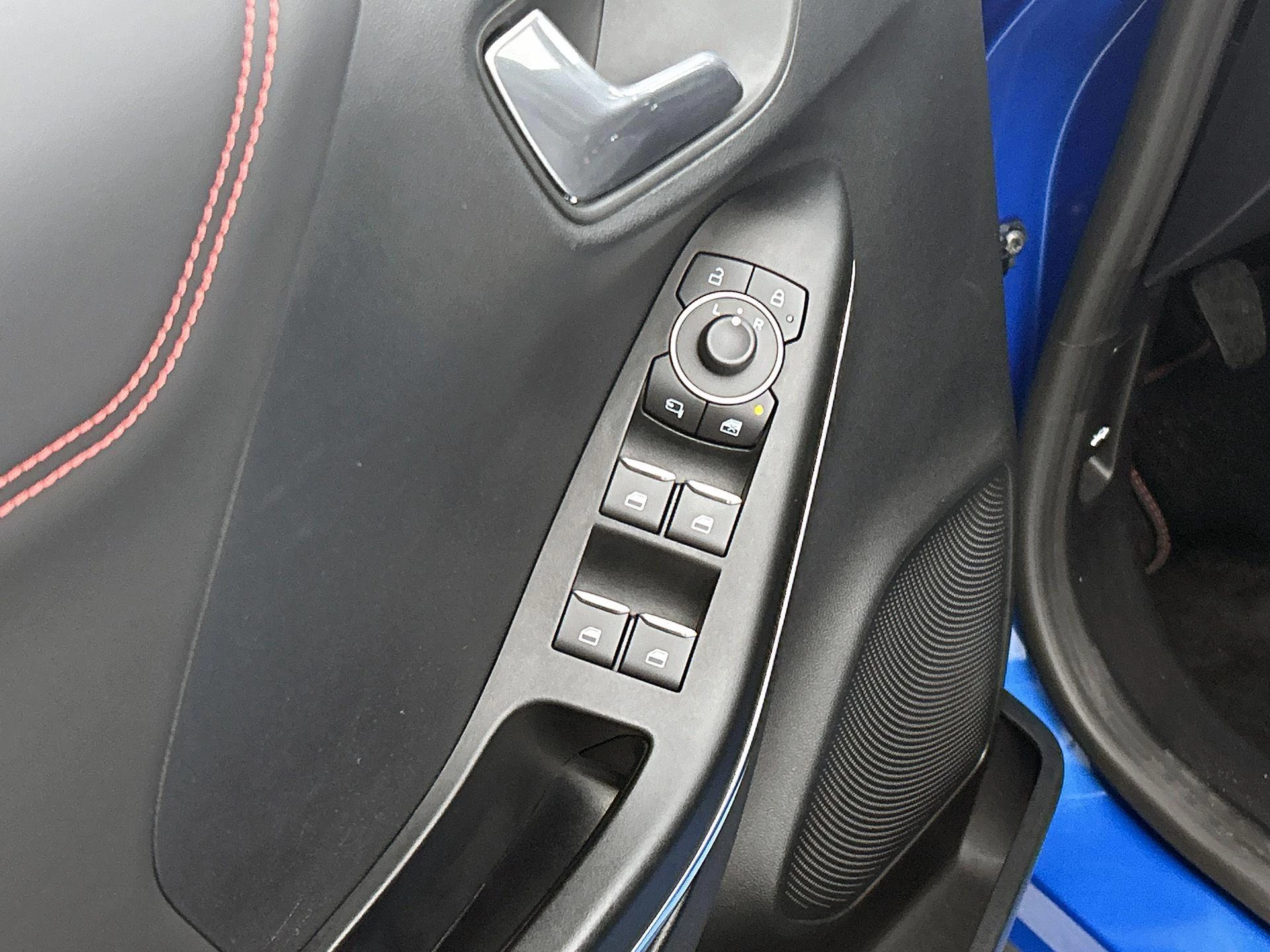 Ford-Puma-image-30
