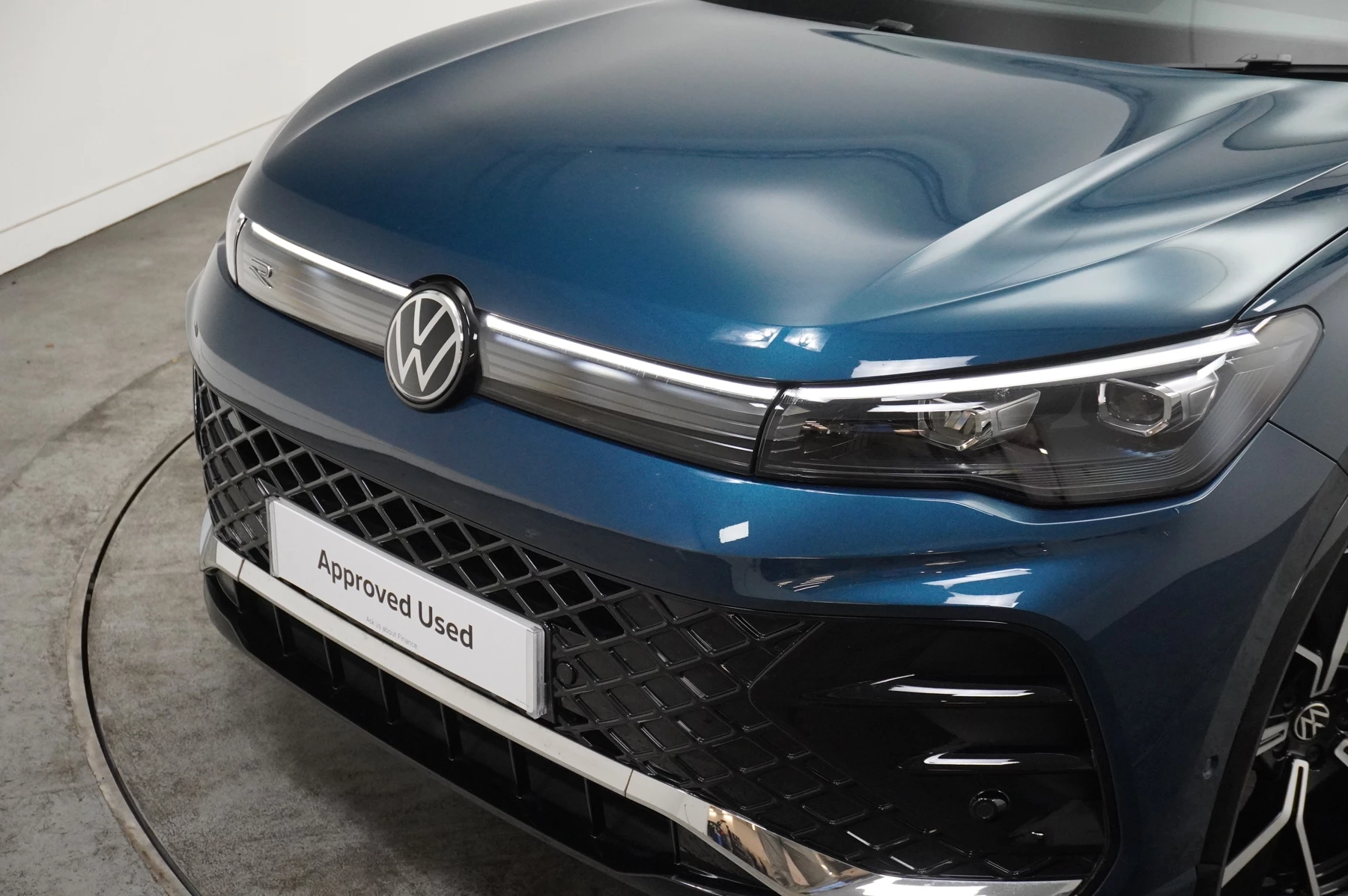 Volkswagen-Tiguan-image-54