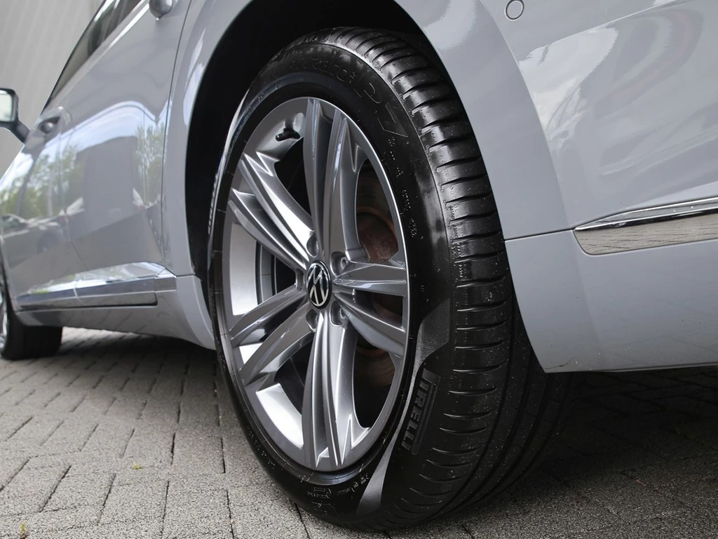 Volkswagen Arteon Shooting Brake 2.0 TDI DSG 4M R-Line AHK, RFK, Navi., ACC, Leder, 18"Alu.,