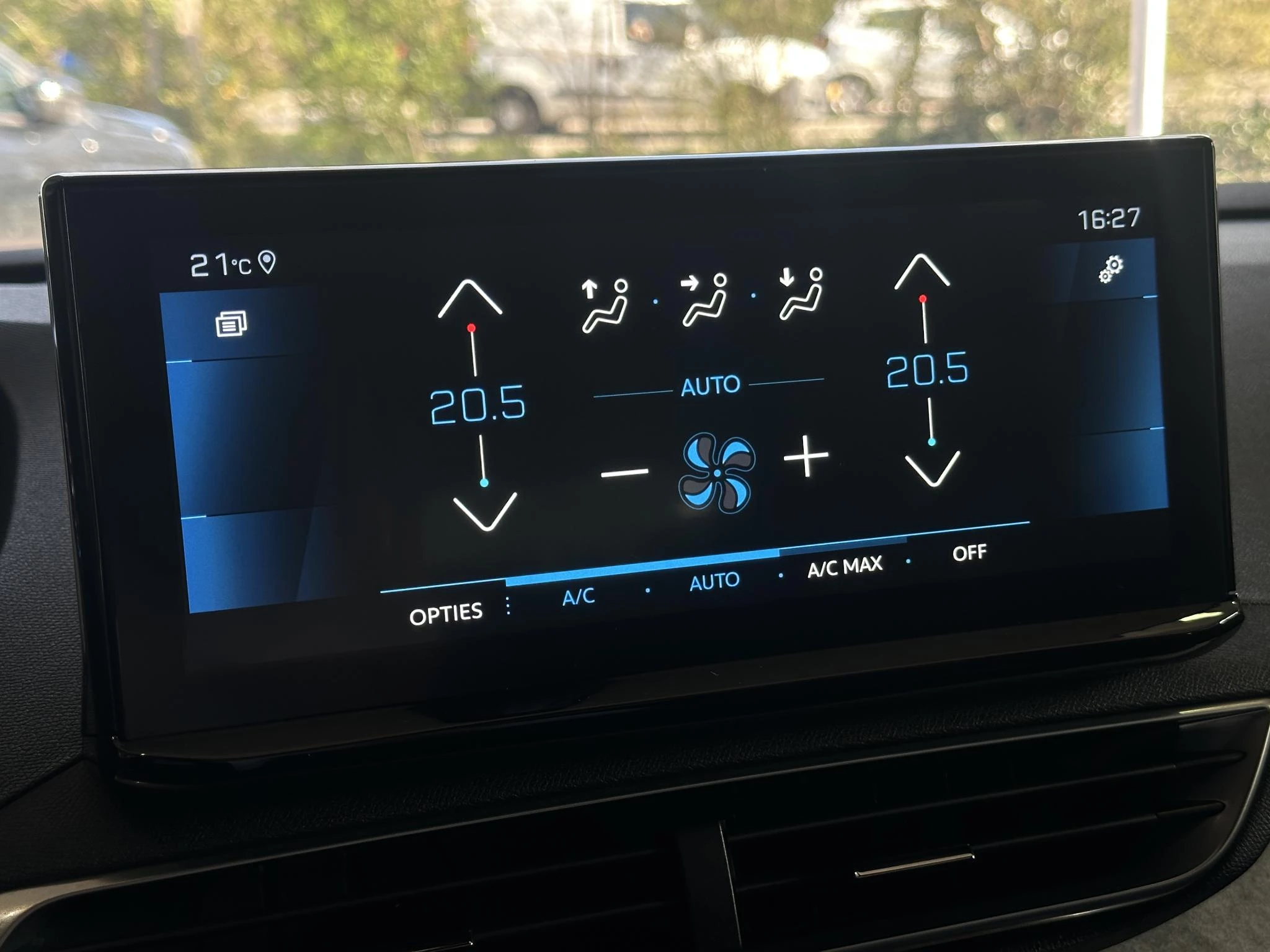 Peugeot-3008-image-17