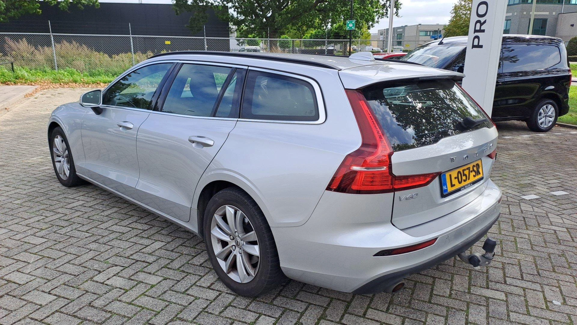 Volvo-V60-image-2