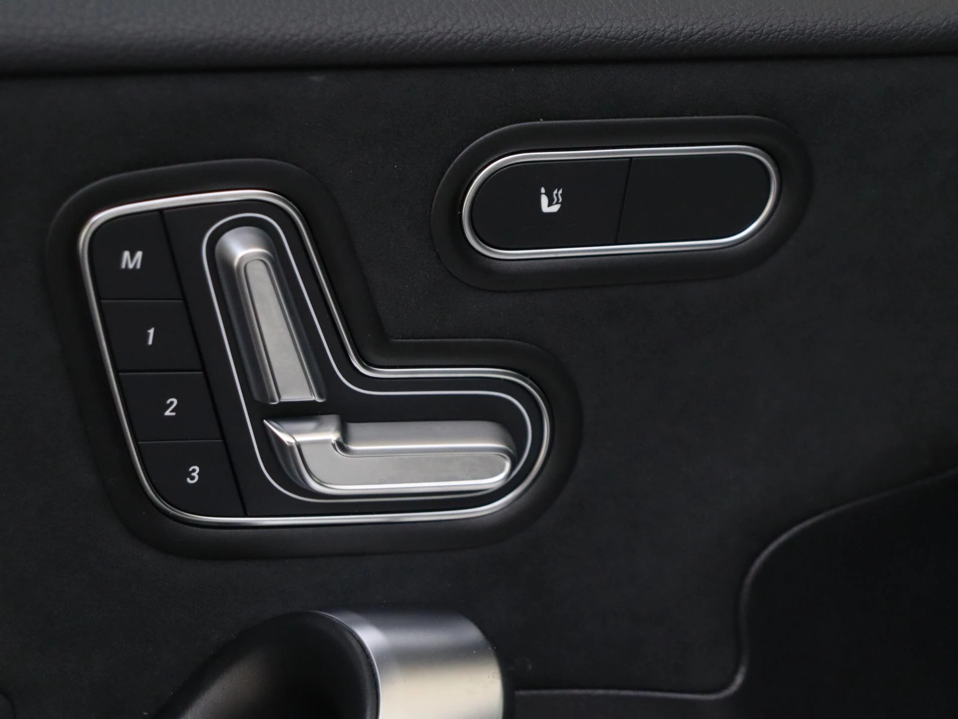 Mercedes-Benz-A-Klasse-image-29