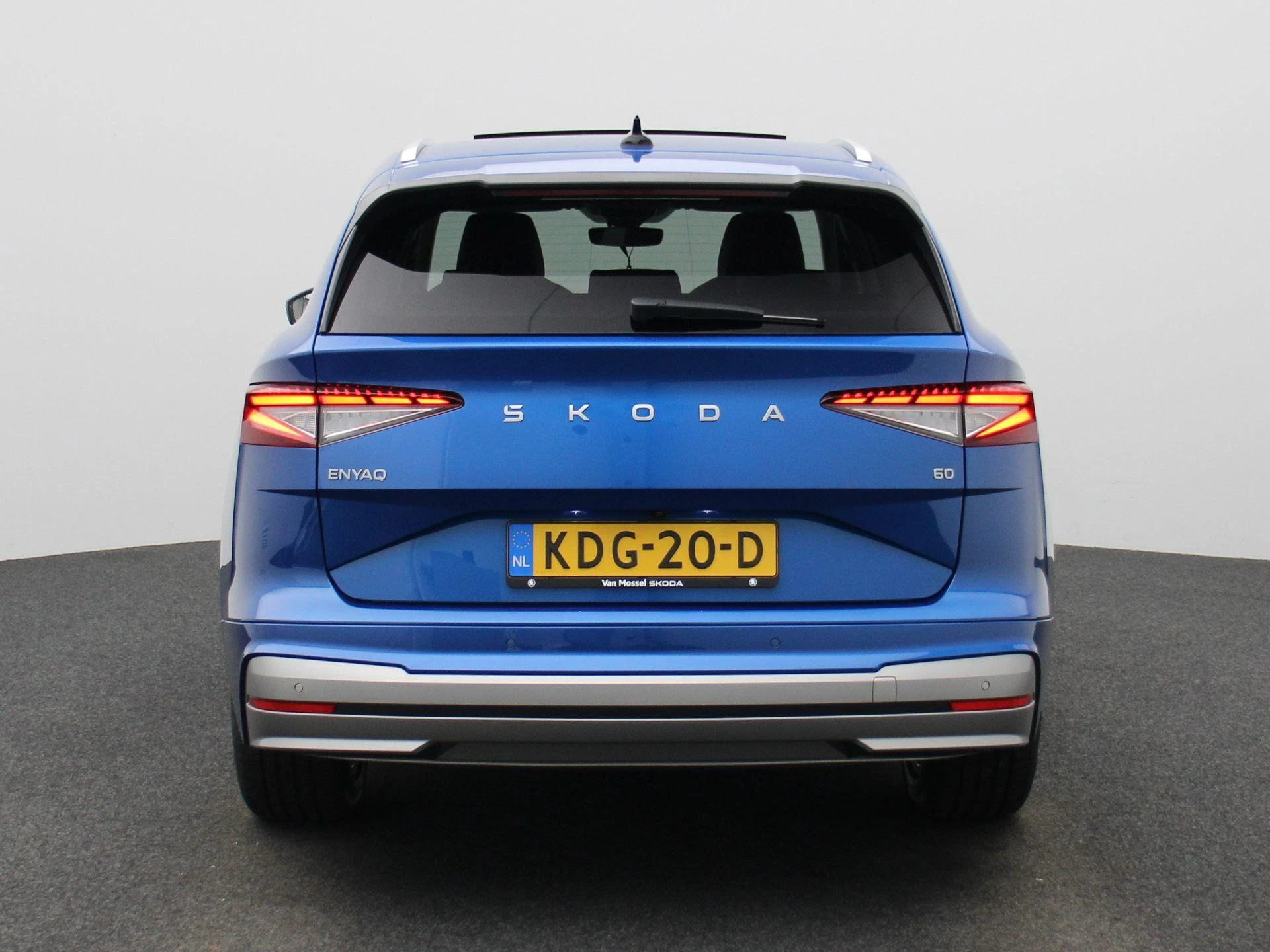 Škoda-Enyaq iV-image-4