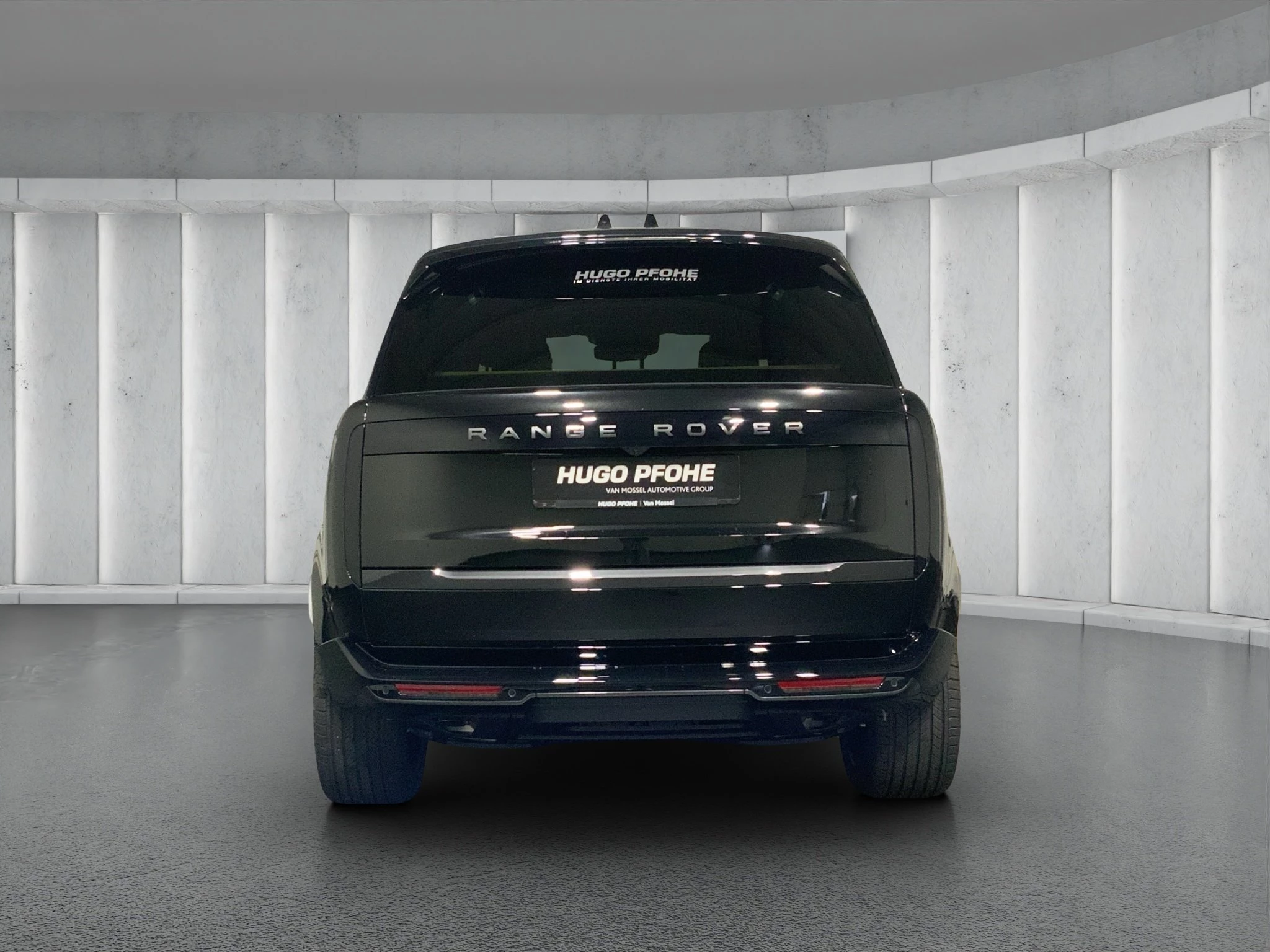 Land Rover-Range Rover-image-3