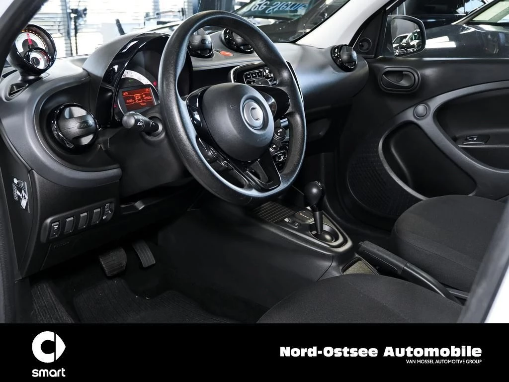 smart Forfour EQ COOL & AUDIO SITZHZG TEMPO LED