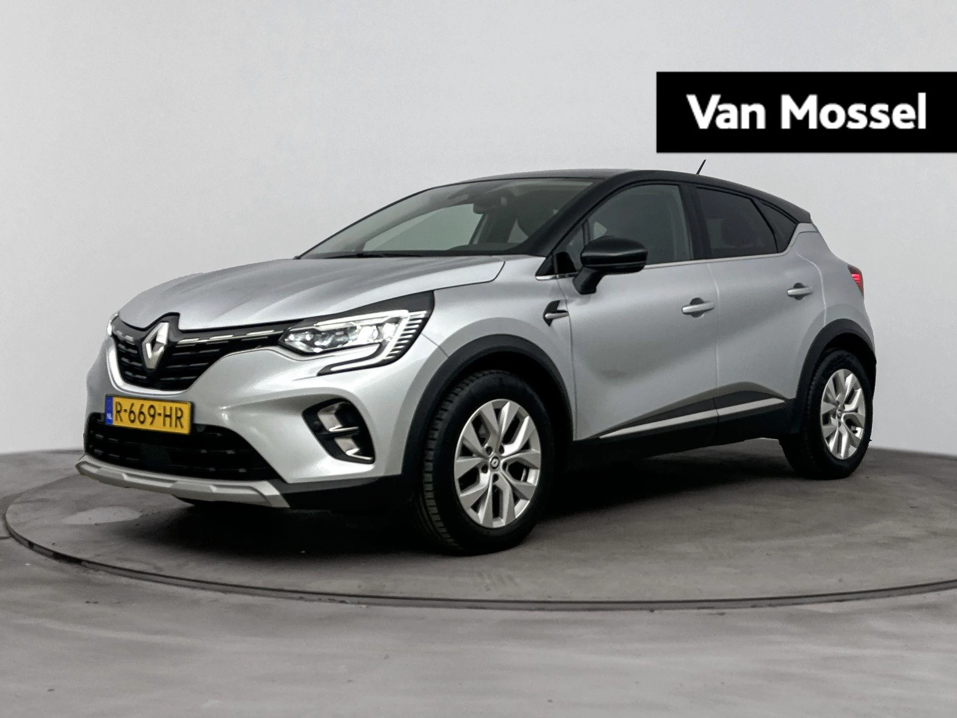 Renault-Captur-image-0